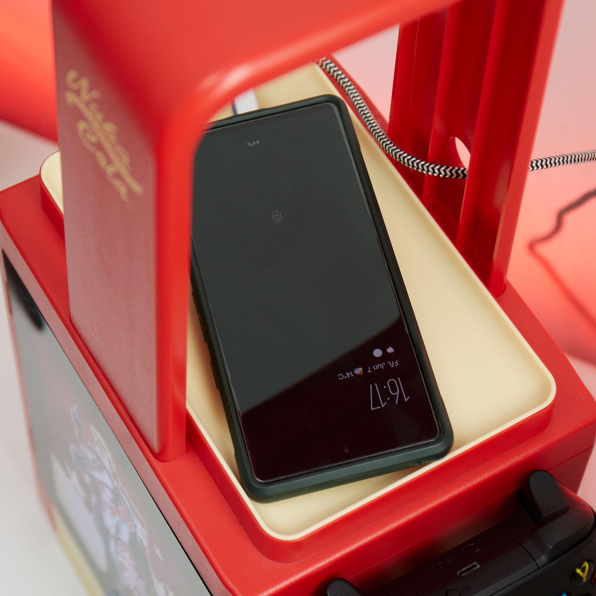 Fallout Nuka Cola LED Light Gaming Locker with Controller Storage by Numskull 3