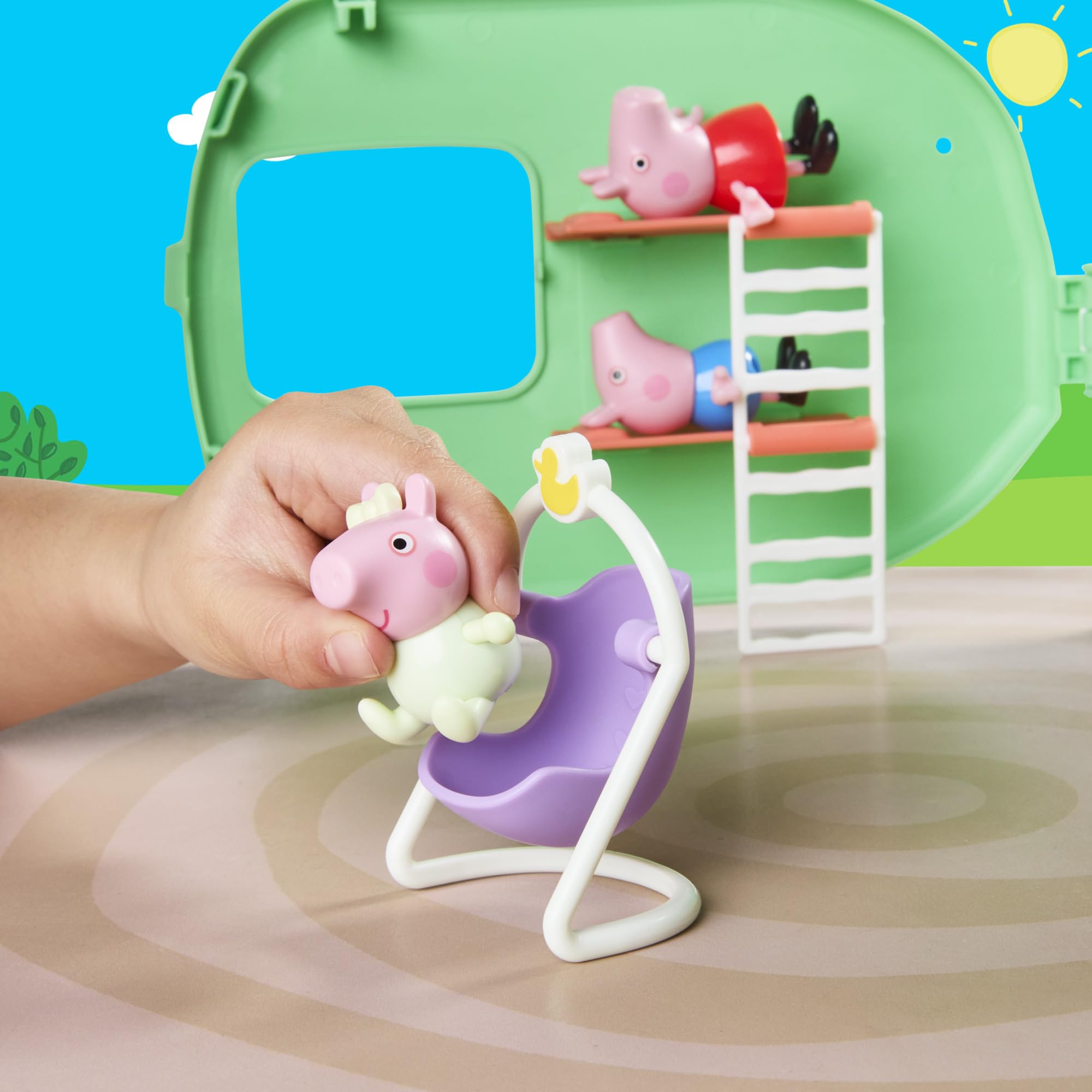 Peppa Pig Three Little Piggies Caravan Playset with 3 Figures - Ages 3+ 7
