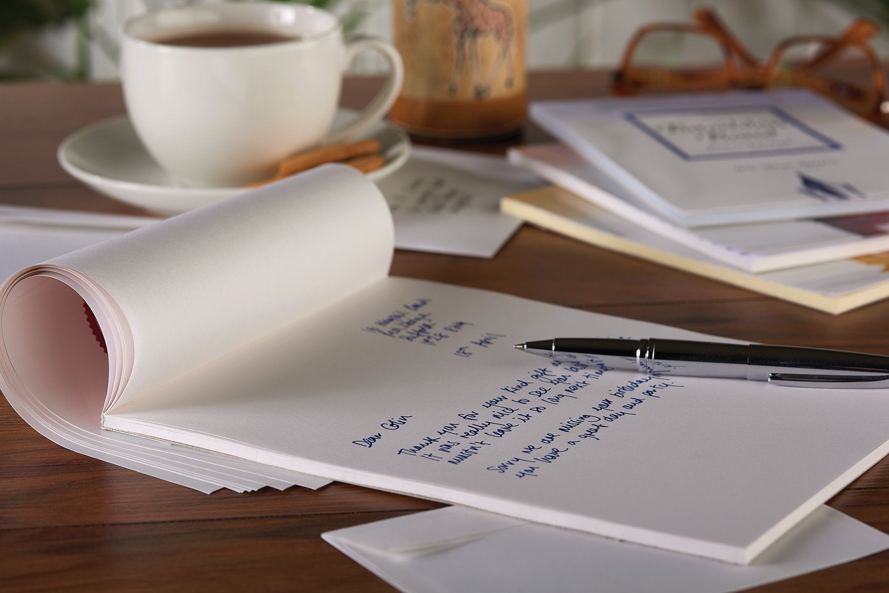 Basildon Bond A4 Writing Pad - 50 Sheets White Paper | 90 gsm | Removable Guide Sheet 3
