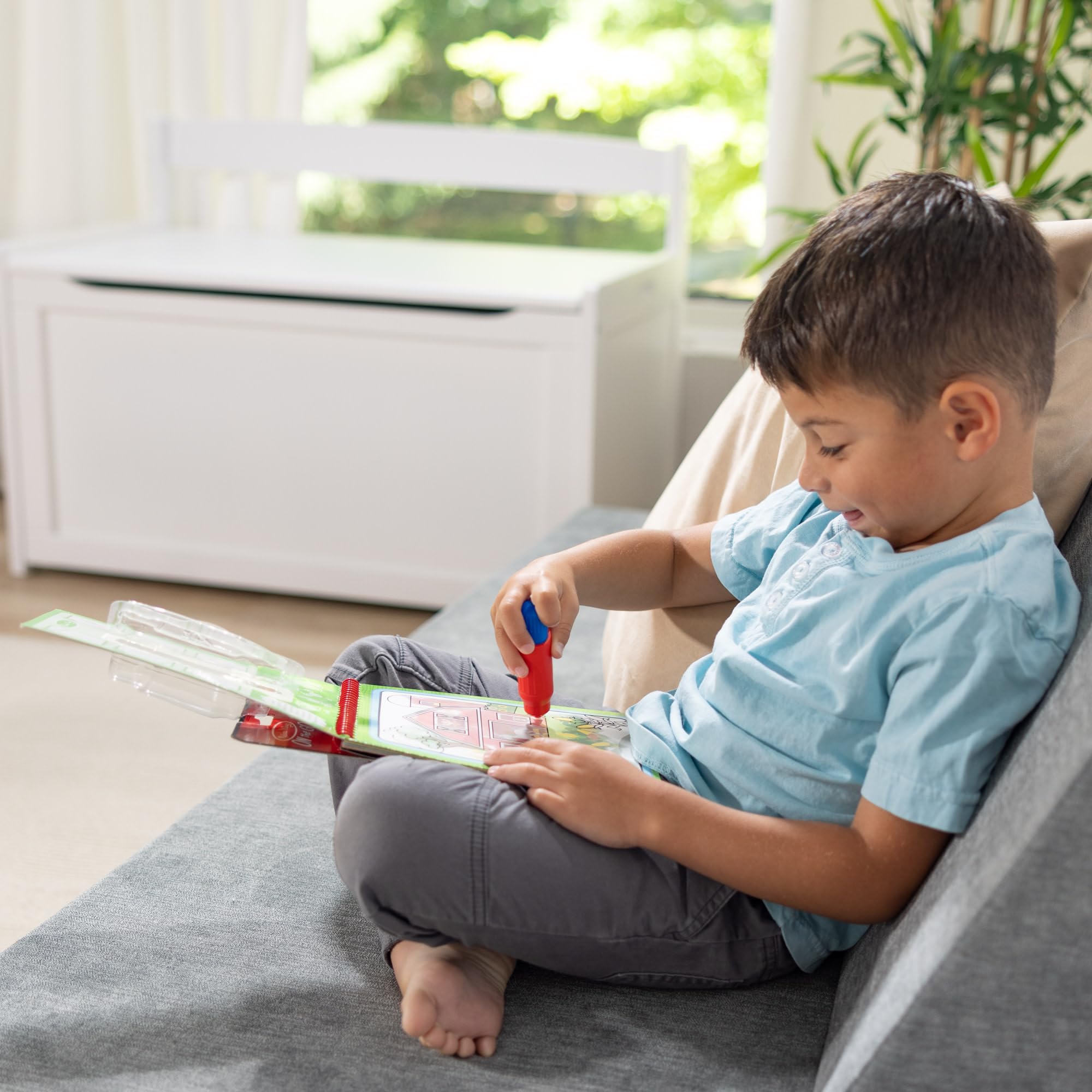 Melissa & Doug Water Reveal Pad - Farm | Reusable Coloring Book with Water Pen | Ages 3-6 14