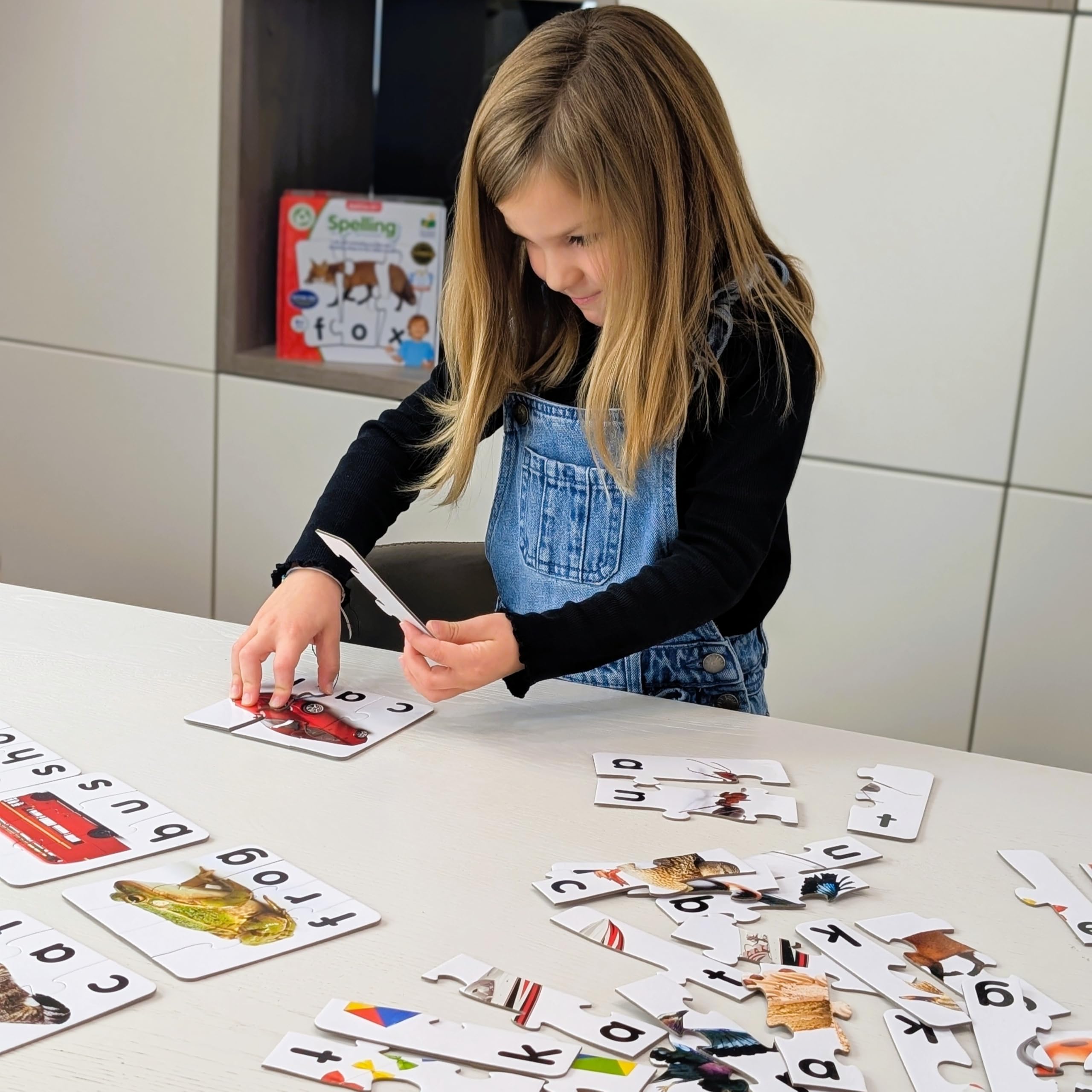 The Learning Journey Match It! Spelling Puzzle Set - Educational Word-Building Learning Game for Kids Ages 4-7 3