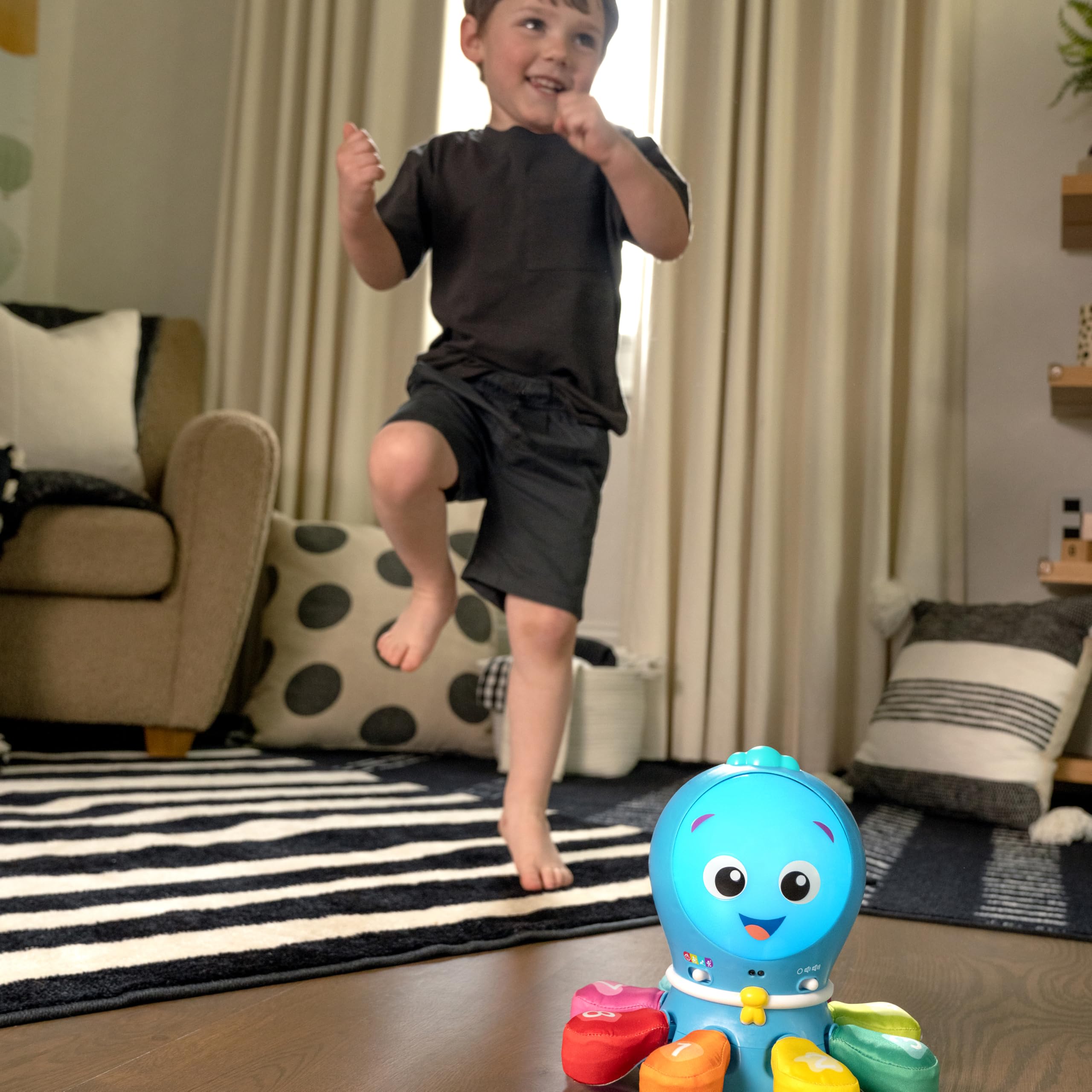 Baby Einstein Ocean Explorers Go Opus Go Crawl & Chase Activity Toy | Ages 3 Months to 5 Years 7