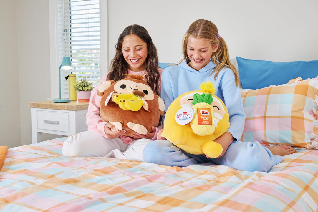 Snackles Series 2 - Pink Shrimp Plush Toy with Sour Cream & Onion Pringles
