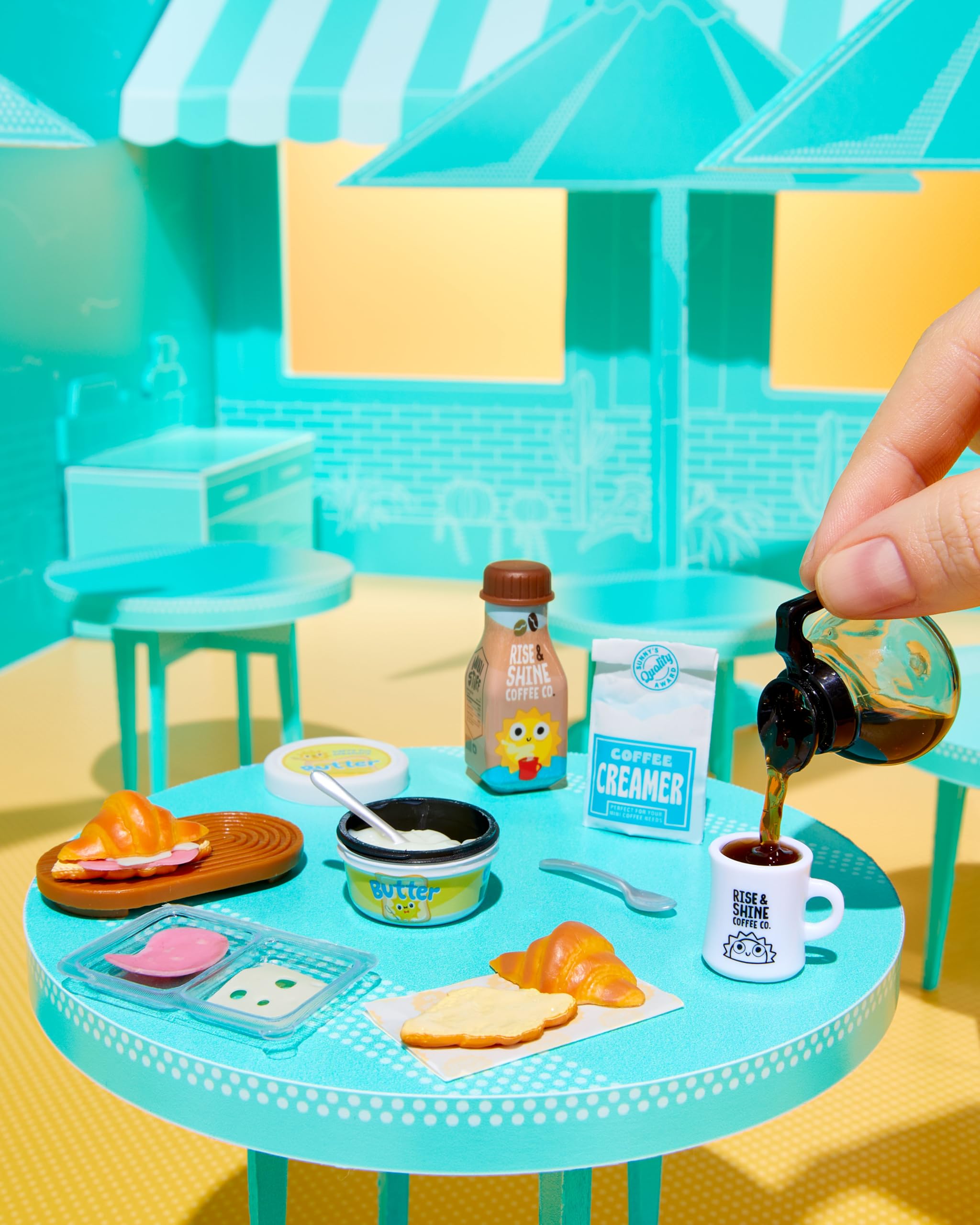 MGA's Miniverse Make It Mini Cafe Series 6 - DIY Resin Mini Collectables | Unisex Children | Ages 8+ 9