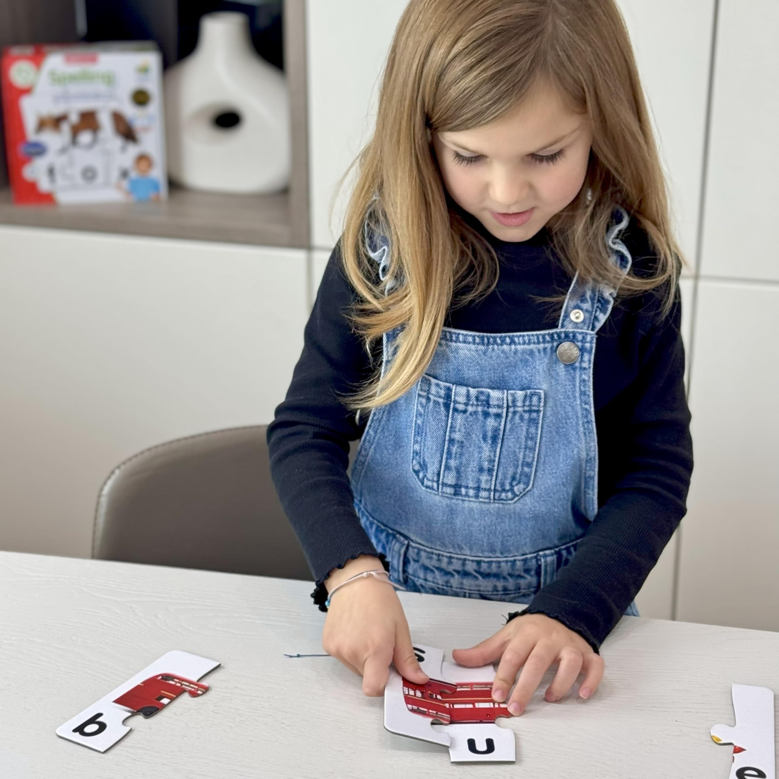 The Learning Journey Match It! Spelling Puzzle Set - Educational Word-Building Learning Game for Kids Ages 4-7 4