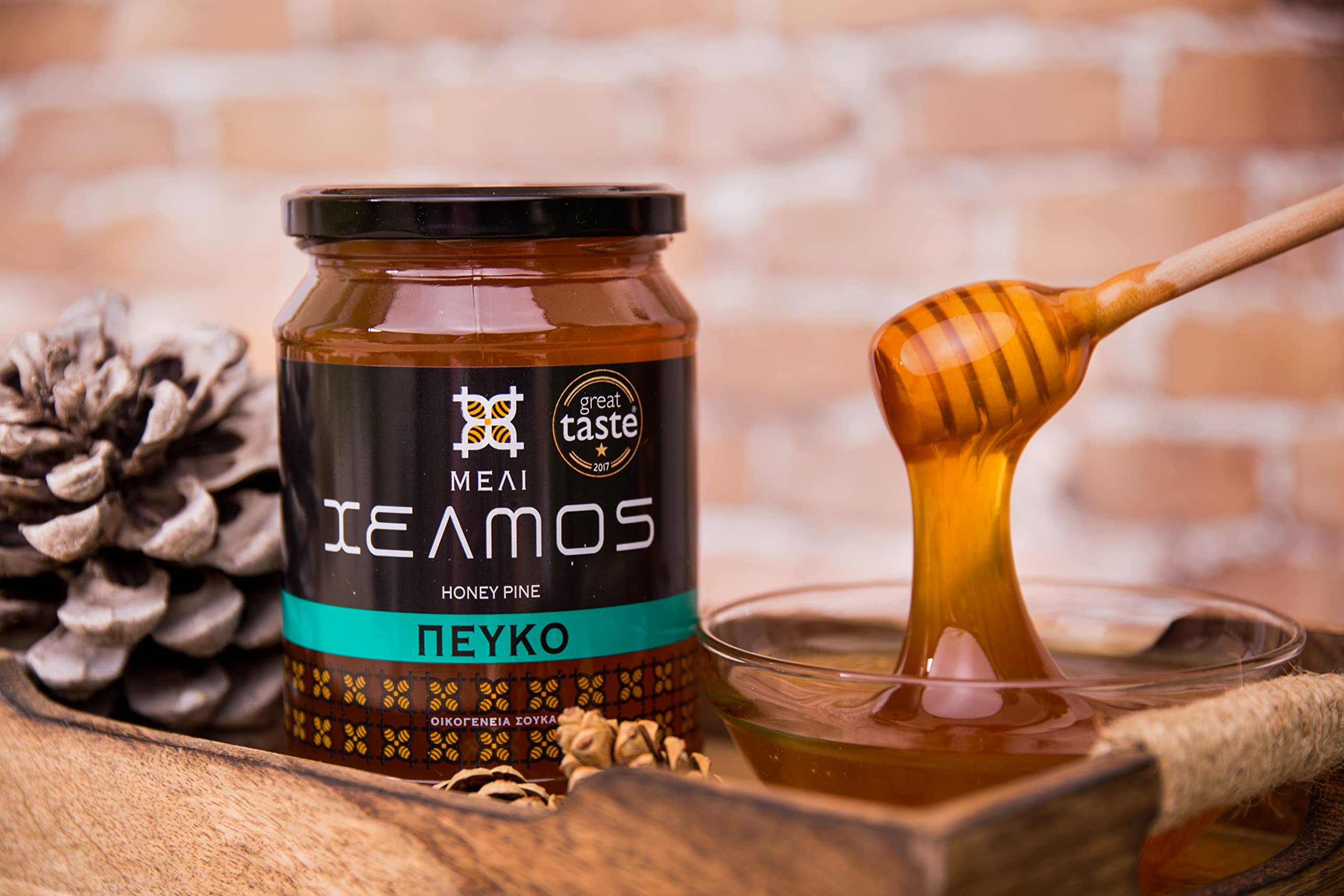 Helmos Greek Pine Honey - Raw & Unpasteurized | 950g | Made by Soukas Family 3
