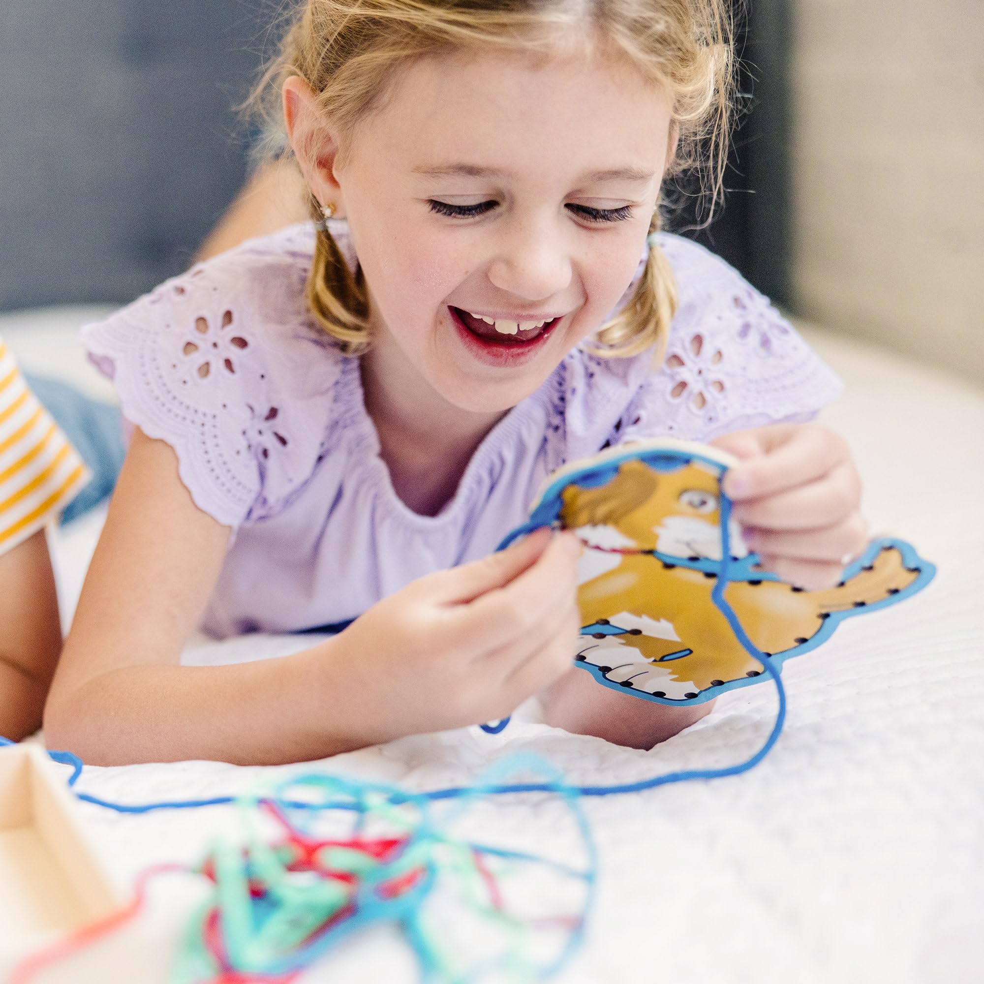 Melissa & Doug Wooden Panels & Laces - Pets | Fine Motor Skill Builder | Ages 3+ | Gift for Boy or Girl 2