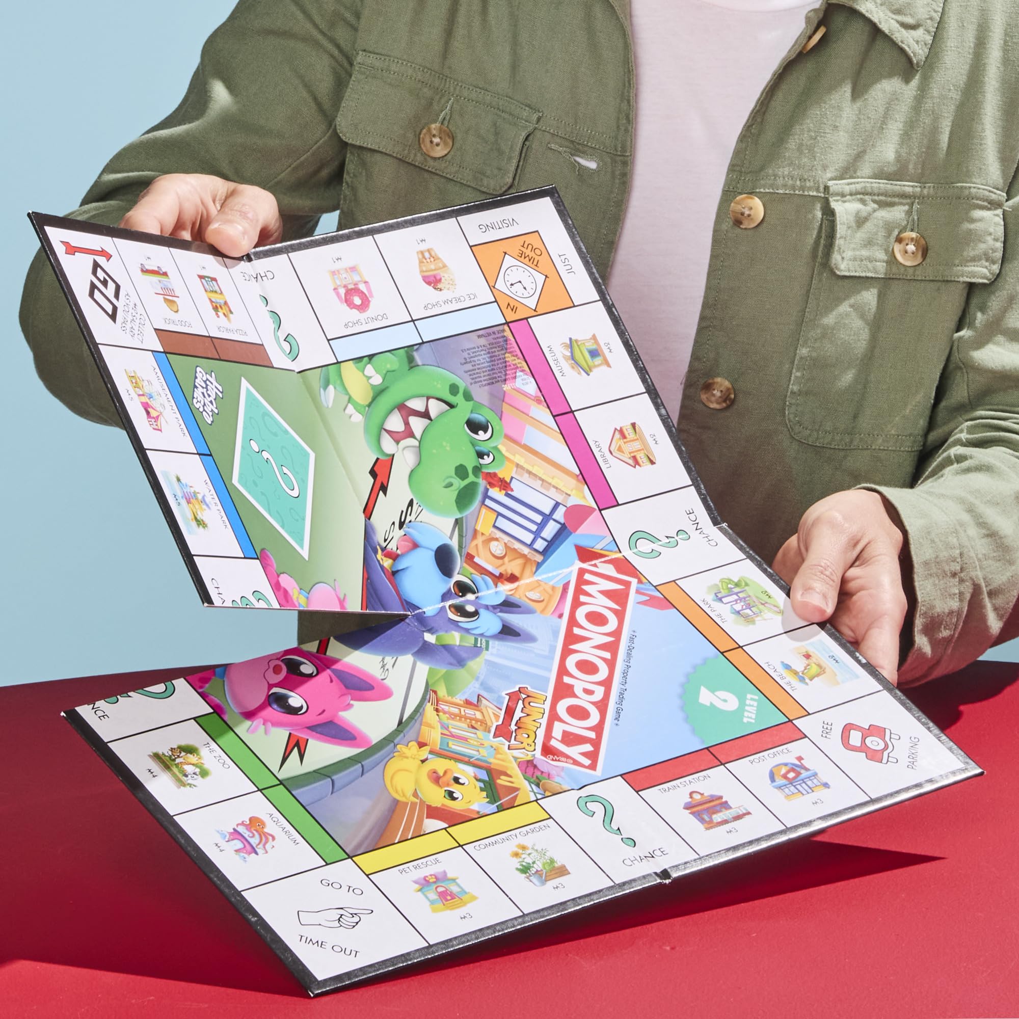 Monopoly Junior Board Game - 2-in-1 Grow-with-Me Play for Ages 4+ | 2-4 Players 9