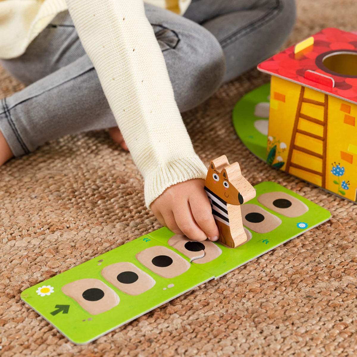 Goula 3 Little Pigs Game - Cooperative Board Game & Jigsaw Puzzle | Ages 2+ | 1-4 Players 9