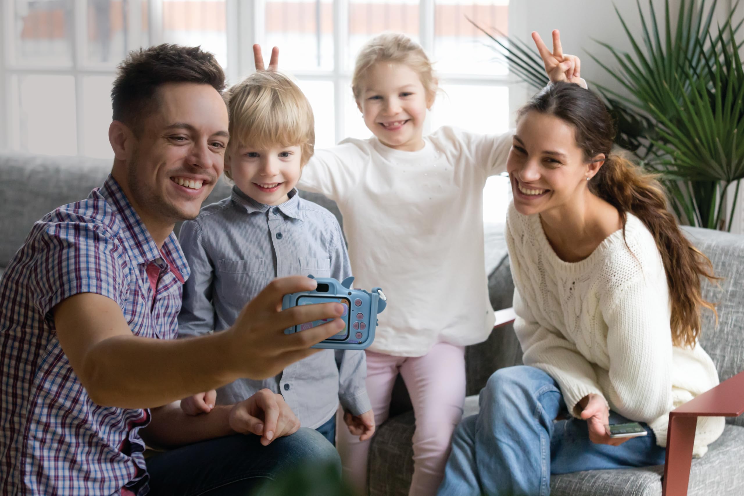 Lexibook DJ078D Disney Stitch 4-in-1 Kids Digital Camera with 8GB Card, MP3 Player & Games 13