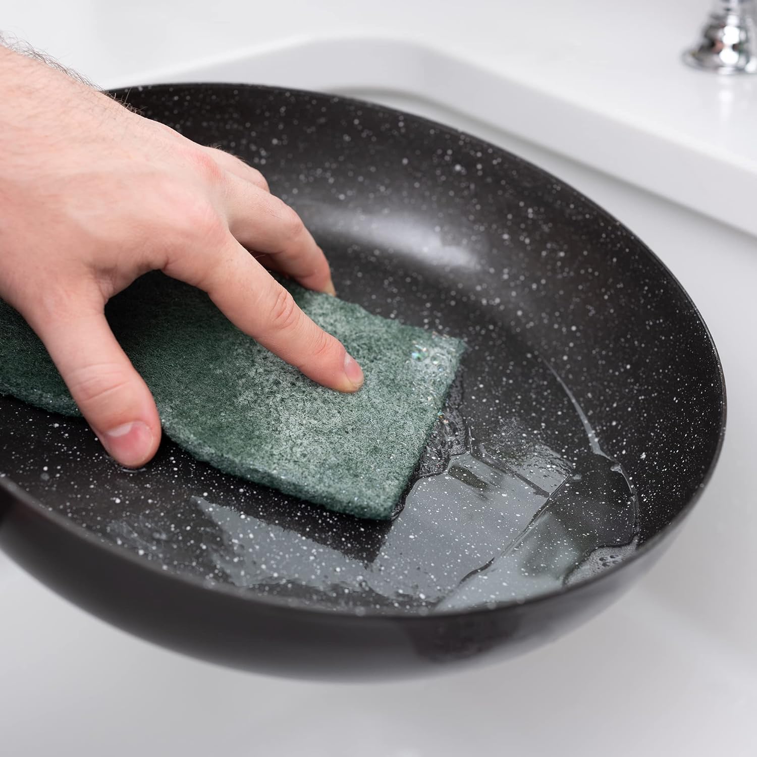 Addis Fairy Original Extra Strong Scourer Pads, Pack of 3, Mixed Colours (Green, Black & Red) 5