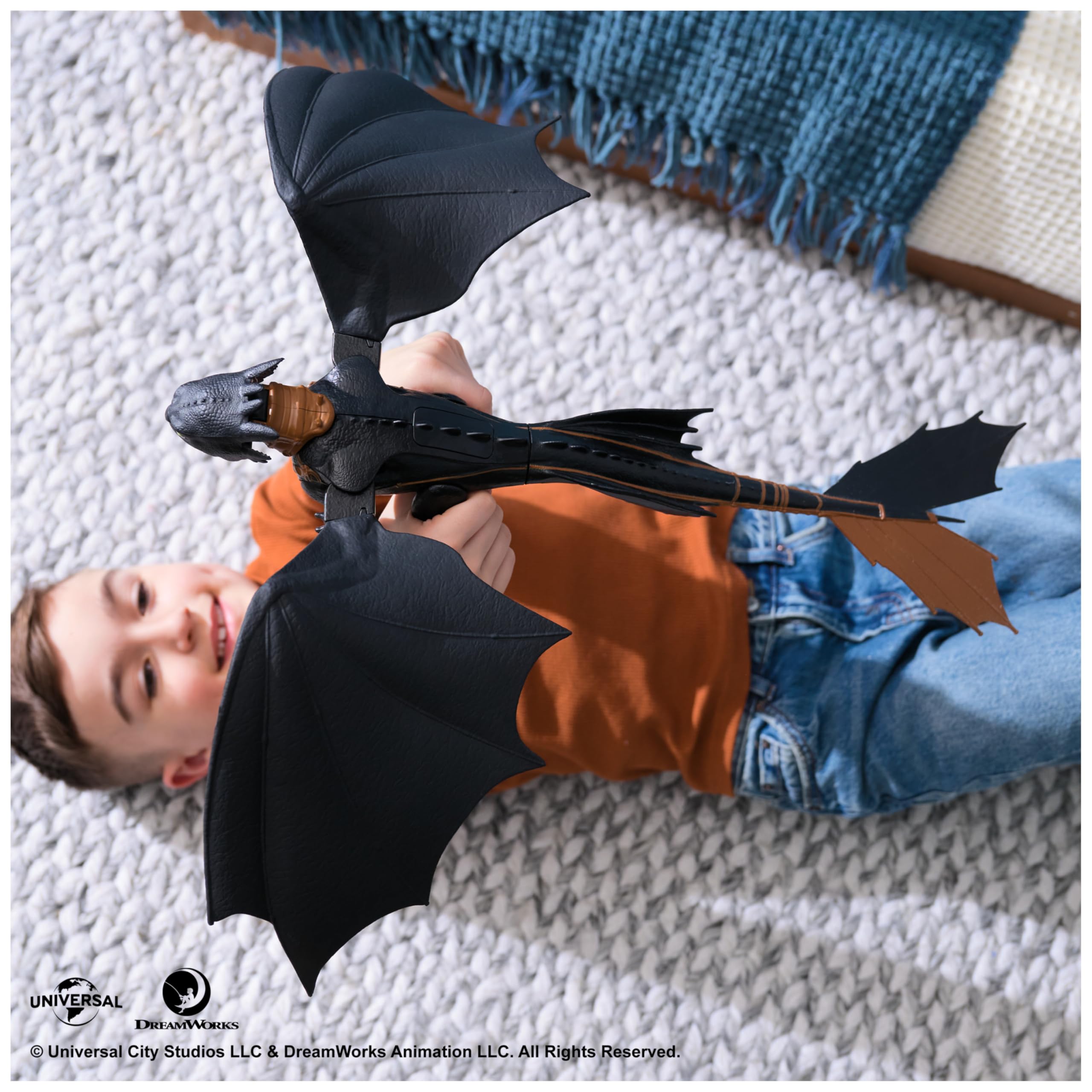 Dreamworks Dragons Ultimate Plasma Blast Toothless - Light-Up Action Figure for Kids 4+ 4