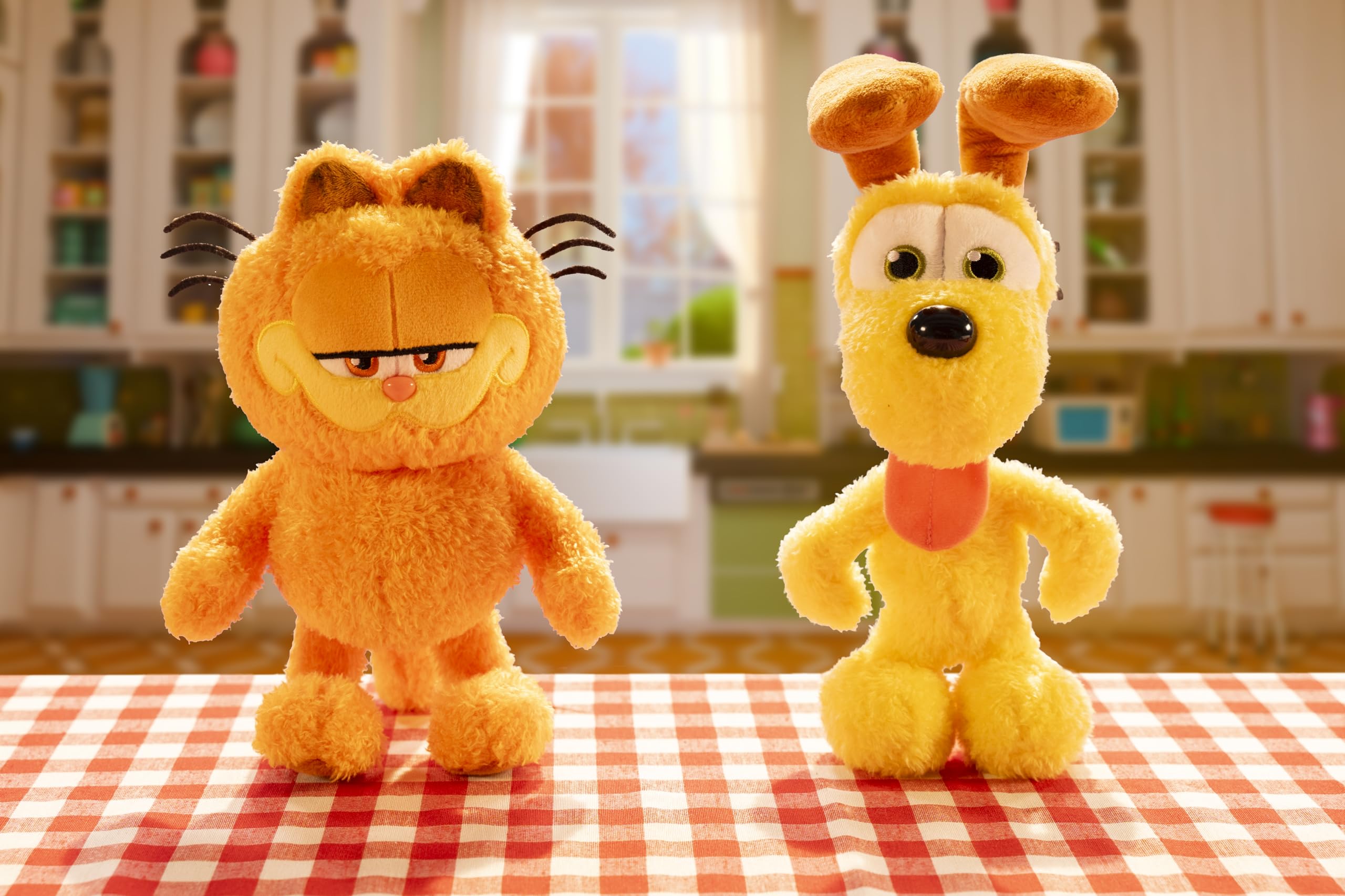 Animagic The Garfield Movie Odie Classic 8' Stuffed Plush Toy | Ages 3+ 4