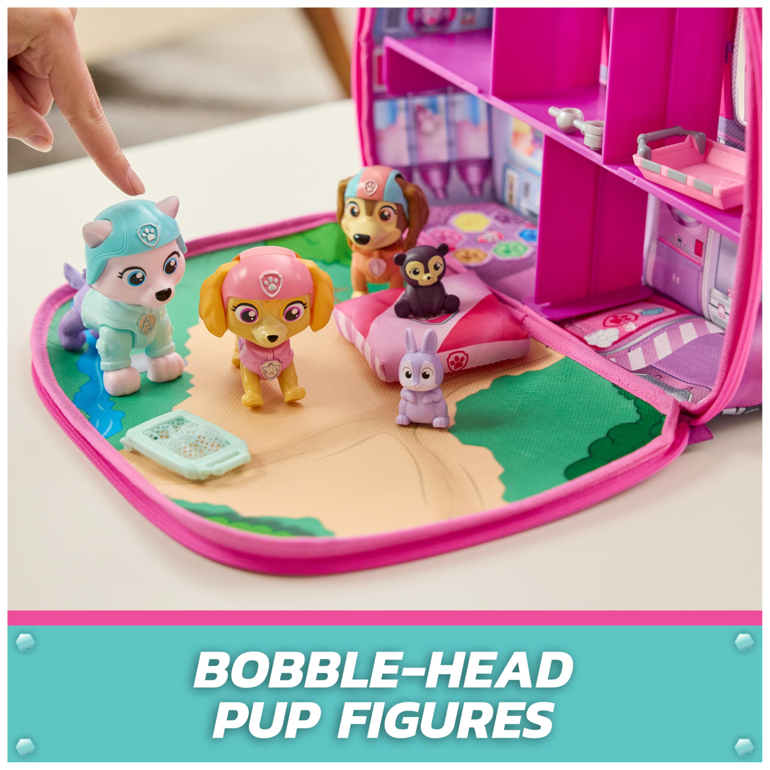 PAW Patrol Skye's World Pupcation Rescue Set - Playset with Skye, Everest, Liberty & Animal Figures