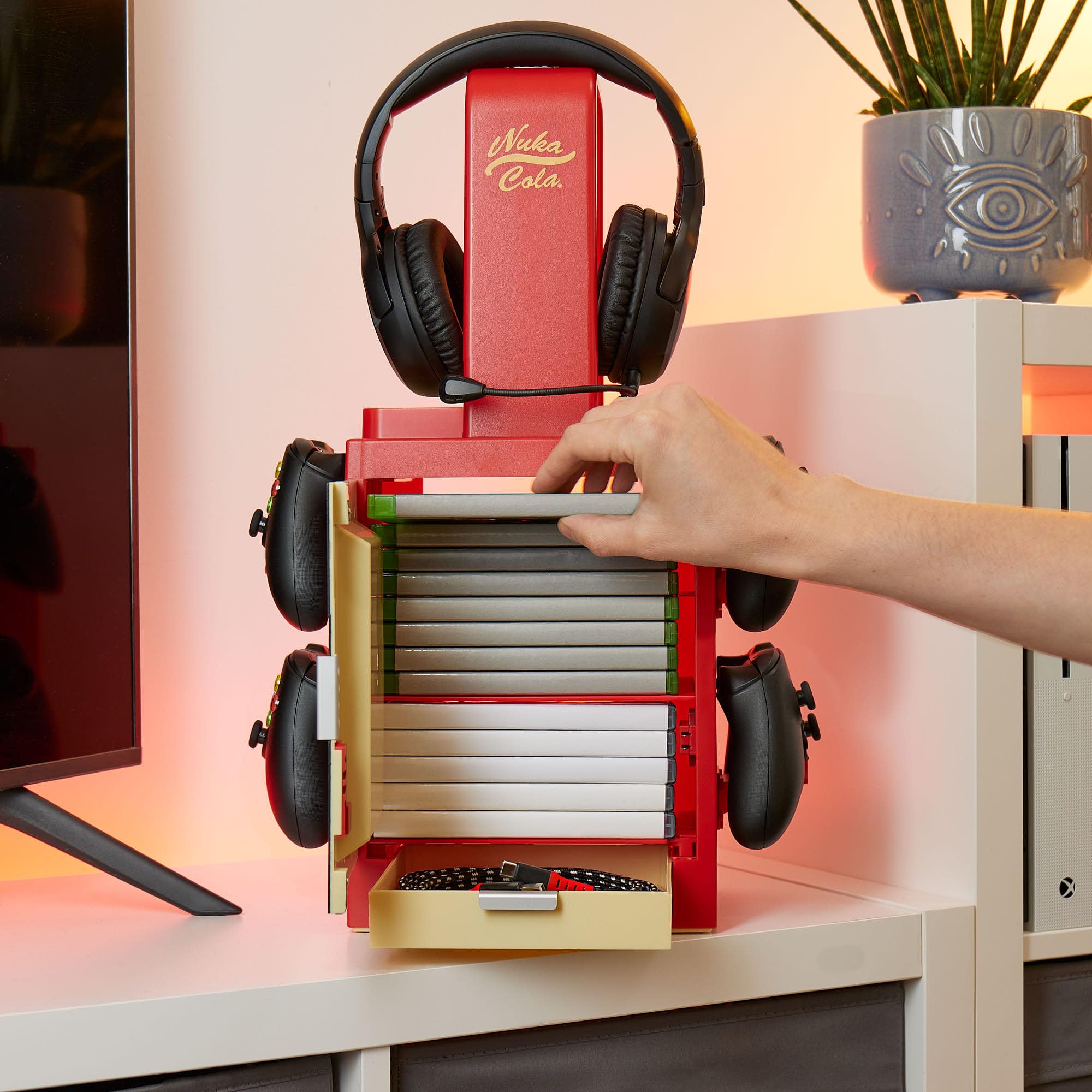 Fallout Nuka Cola LED Light Gaming Locker with Controller Storage by Numskull 4