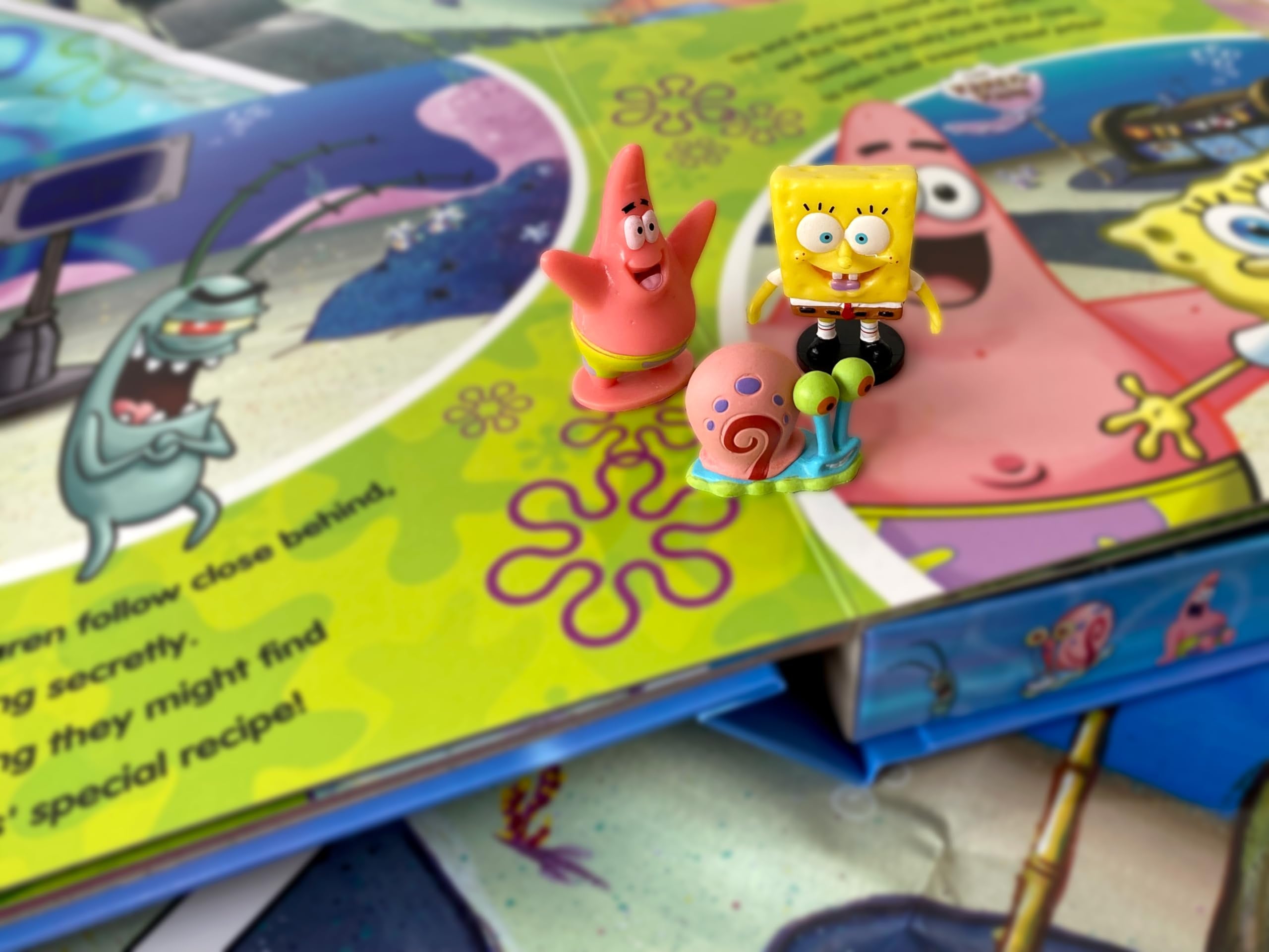 Phidal Nickelodeon Spongebob 25th Anniversary My Busy Books - Storybook, 10 Figurines, Playmat 4