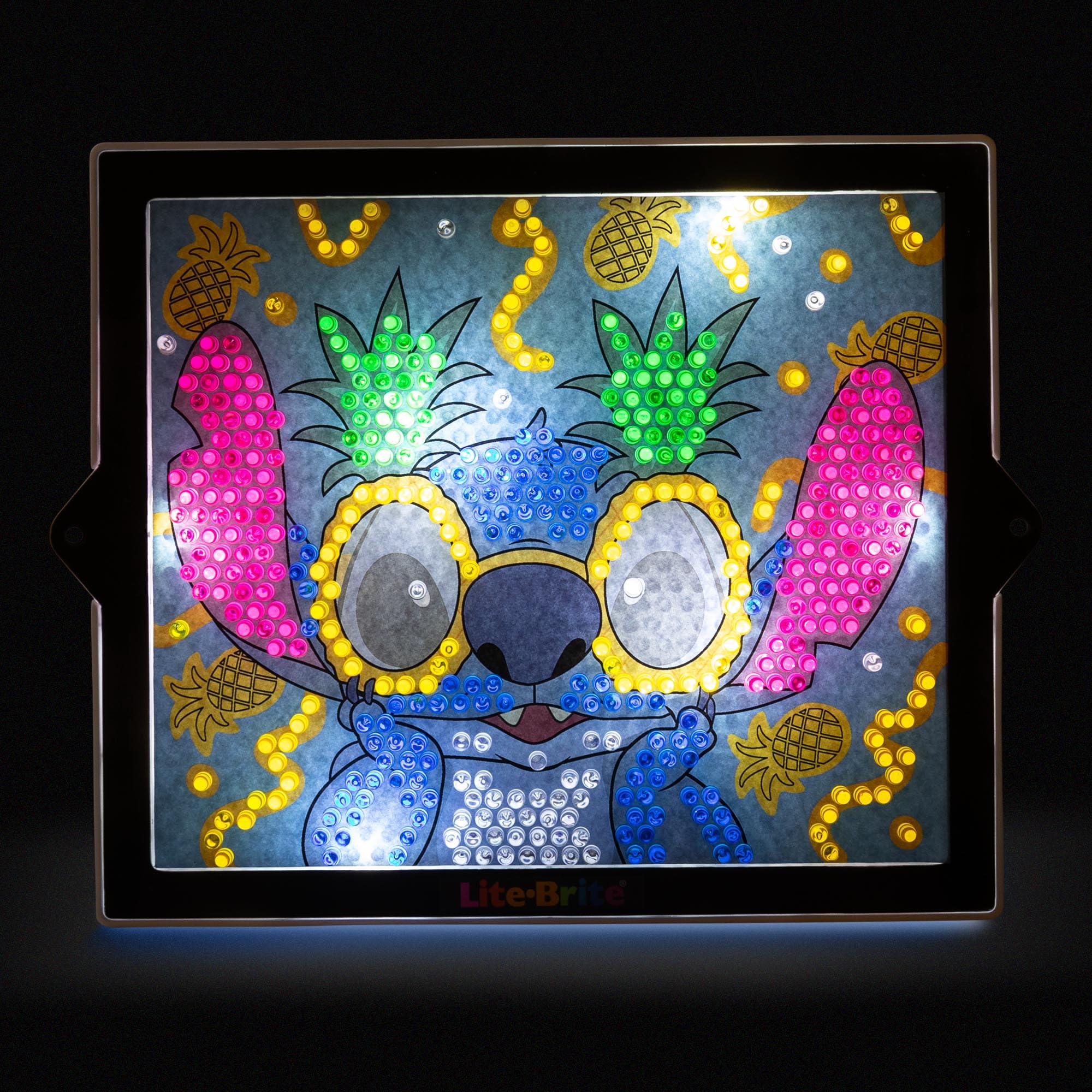 Lite Brite Colour Pop Disney Stitch Light-Up Creative Toy with 650 Pegs | Kid Age Range 5