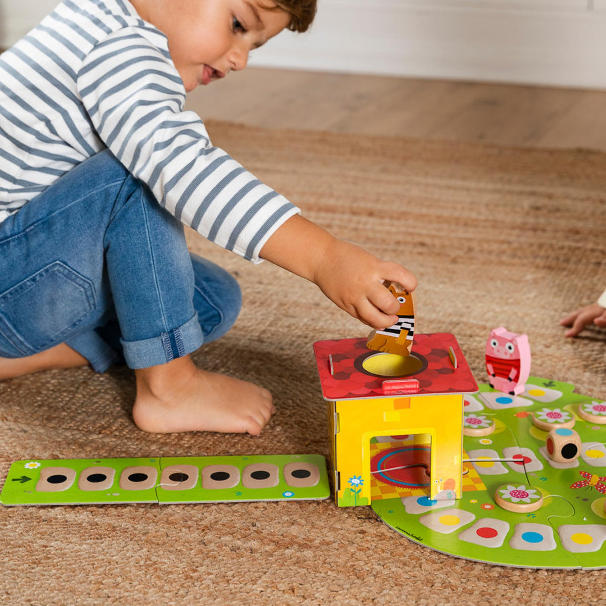 Goula 3 Little Pigs Game - Cooperative Board Game & Jigsaw Puzzle | Ages 2+ | 1-4 Players 6