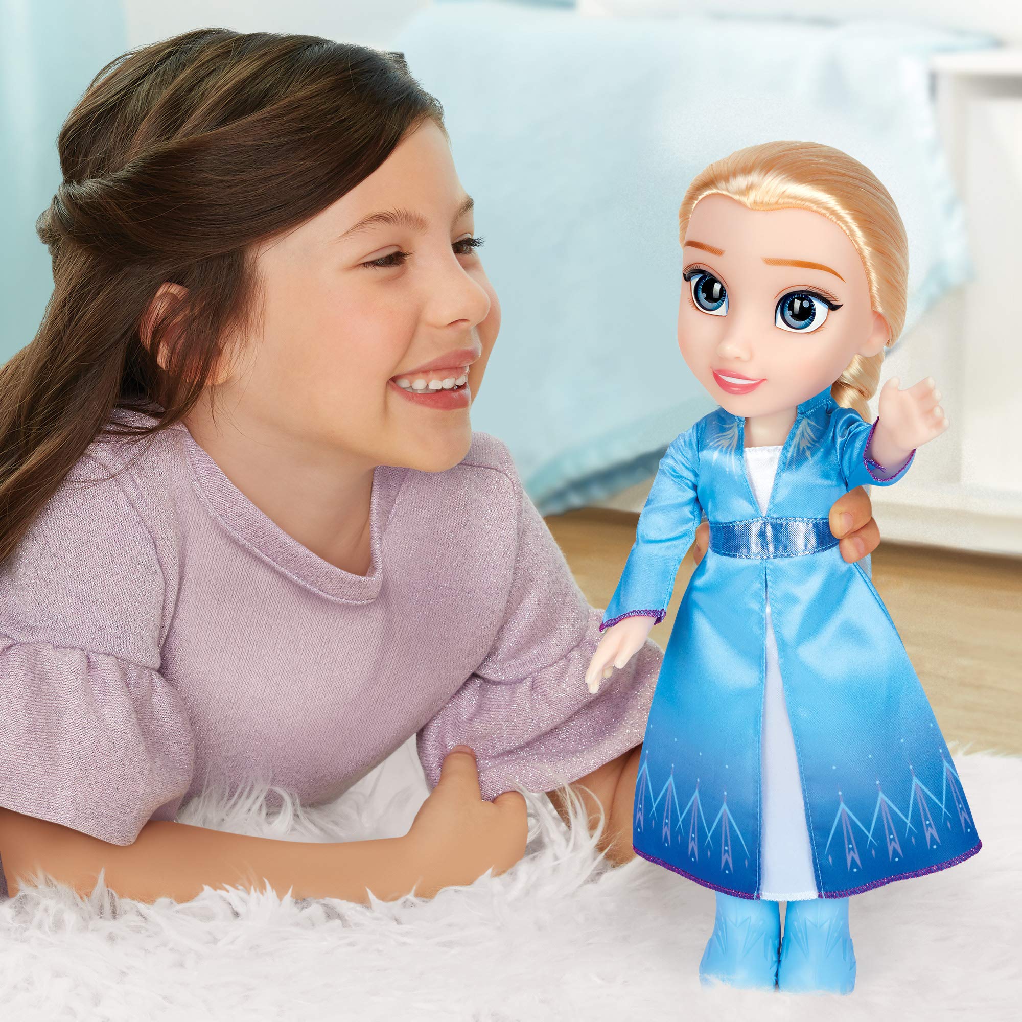 Jakks Pacific Disney Frozen 2 Elsa Travel Doll - 14"/35cm Tall with Iconic Fashion Dress and Boots 2