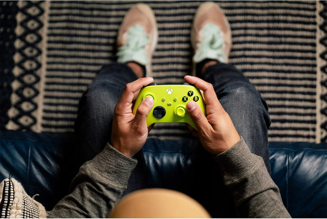 Xbox Wireless Controller – Electric Volt – QAU-00022