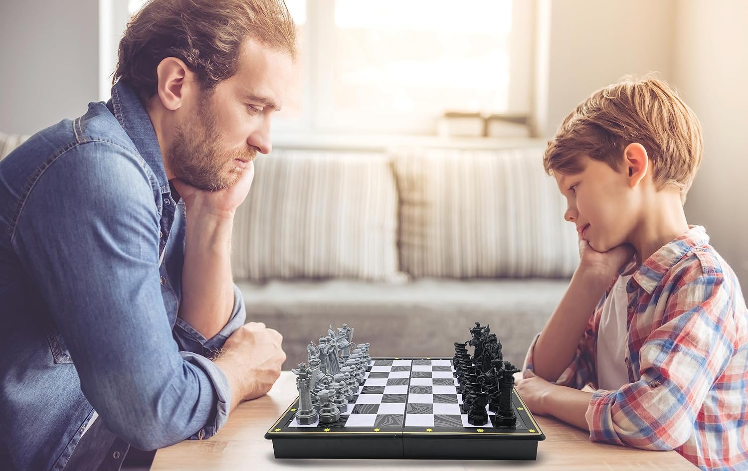 Lexibook Harry Potter Chess Set Magnetic Foldable Board Game 3