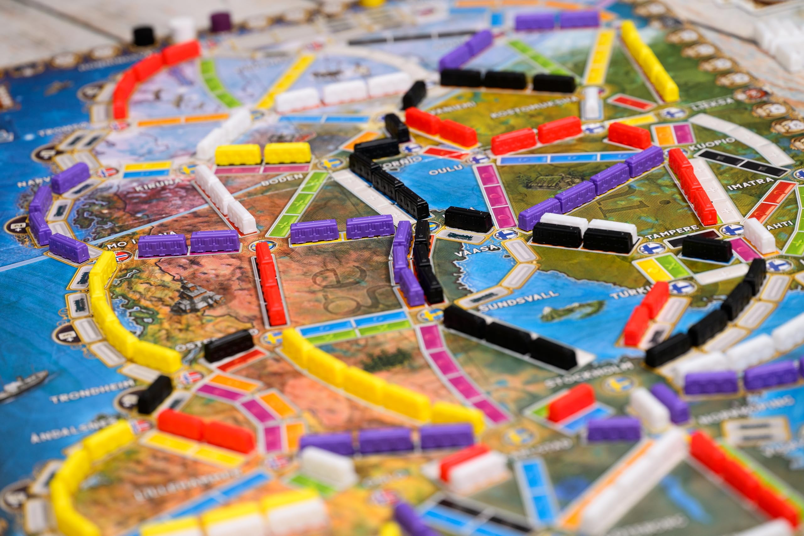 Asmodee Ticket to Ride - Northern Lights Board Game | Ages 8+ | 2-5 Players | 60 Min 7