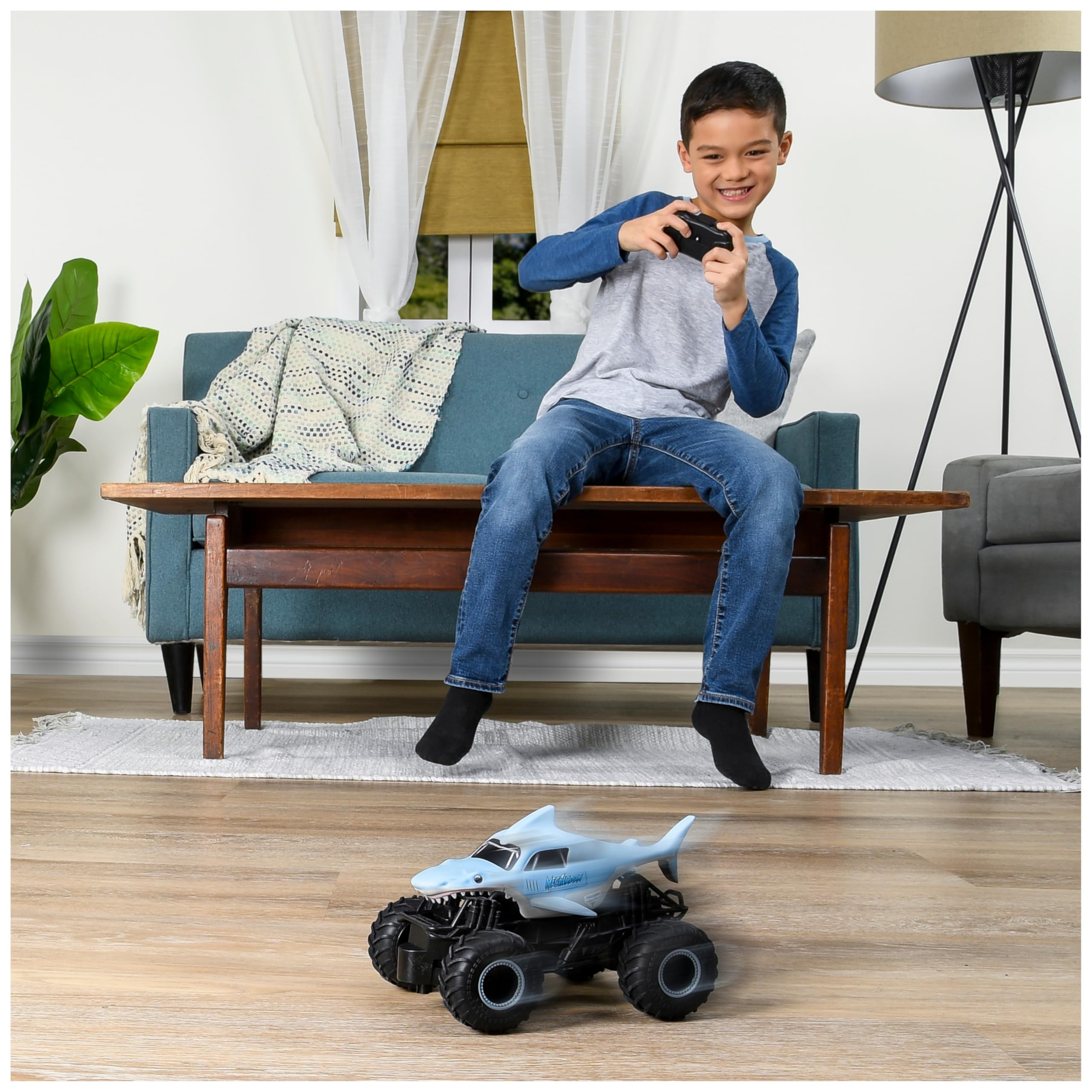 Monster Jam Official Megalodon Remote Control Monster Truck - 1:24 Scale | 2.4 GHz Control | Up to 250ft Range 3