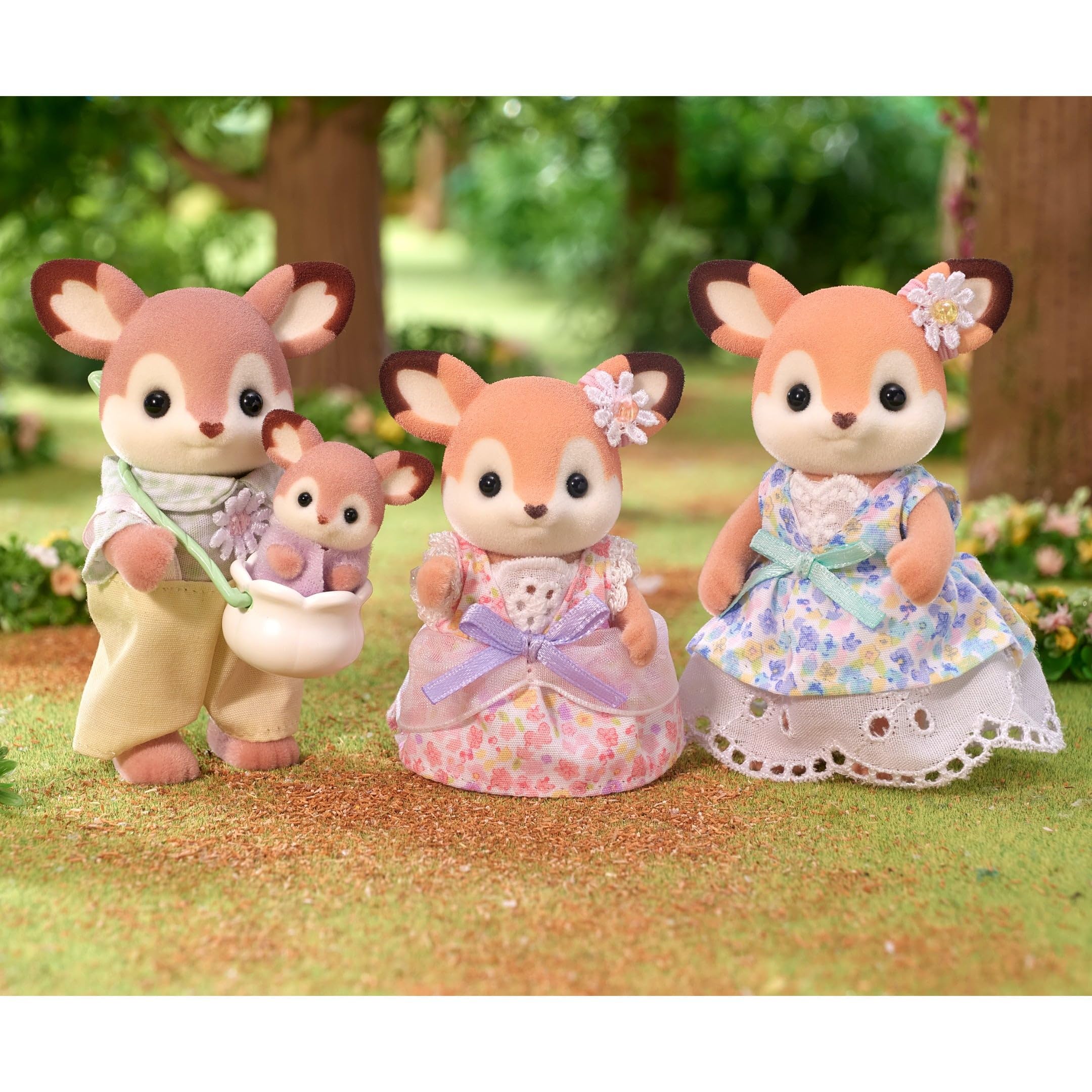 Sylvanian Families Deer Family 5799 Playset | Includes 4 Figures & Sling | Ages 3+ 7
