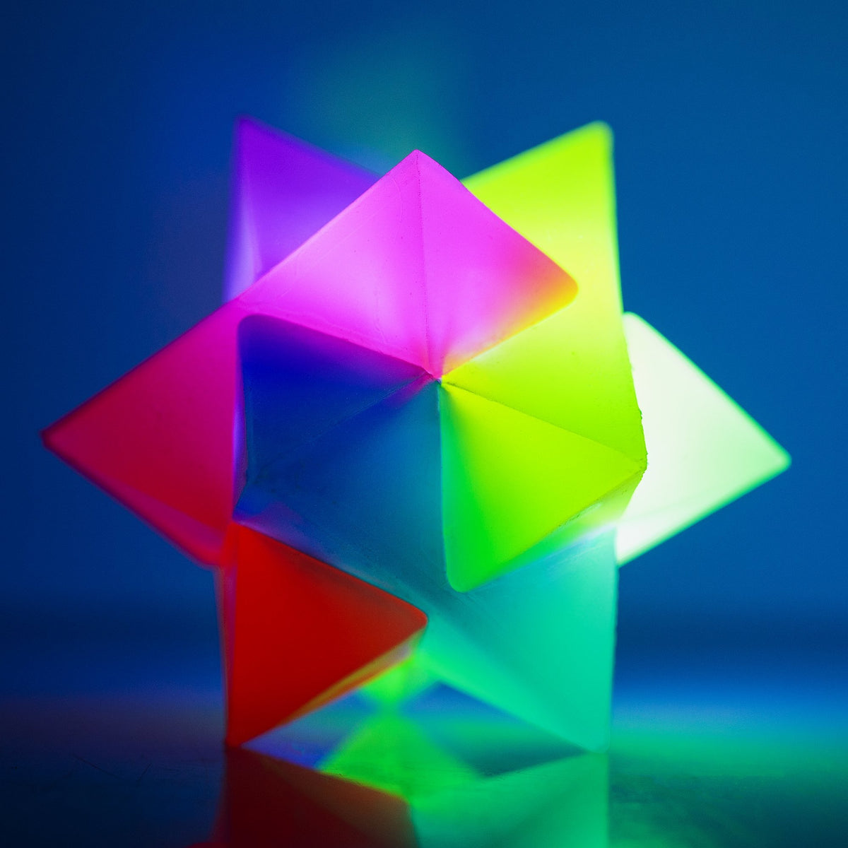 Tobar Flashing Prism Ball - Light-Up LED Core, Bouncy 12-Point Design
