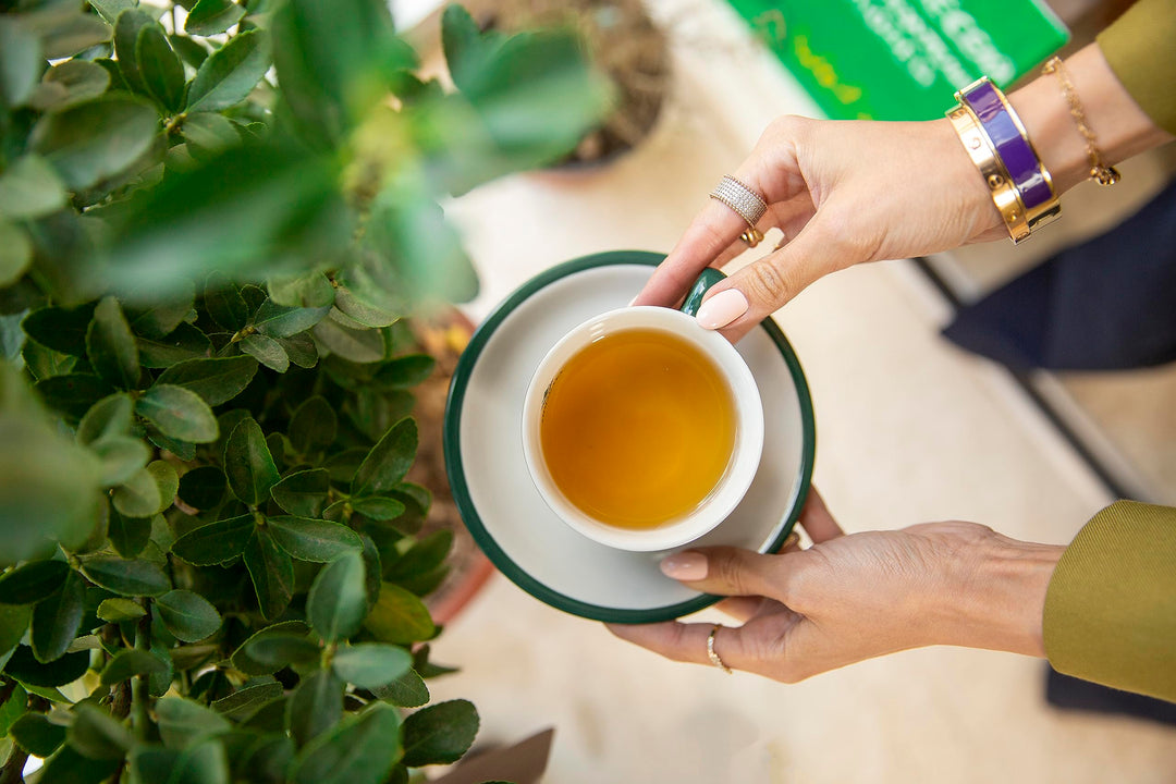 Ahmad Tea Lemon Vitality Green Tea | 20 Individually Foil-Wrapped Teabags | Fresh Citrus Green Tea Blend