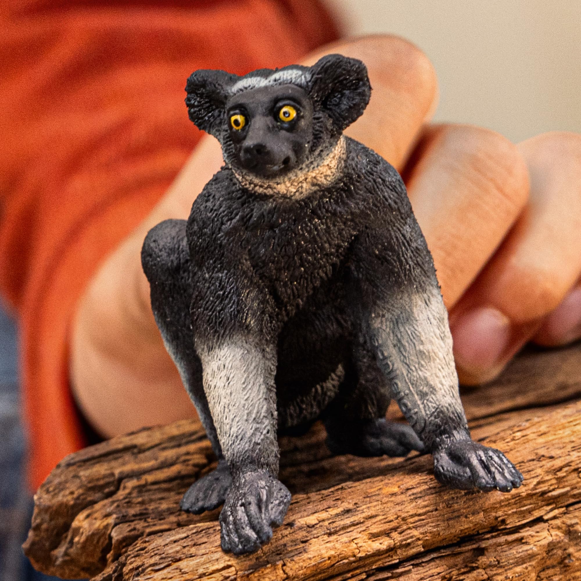 Schleich 14877 Indri Figurine - Realistic Wildlife Animal Toy for Ages 3+ 8