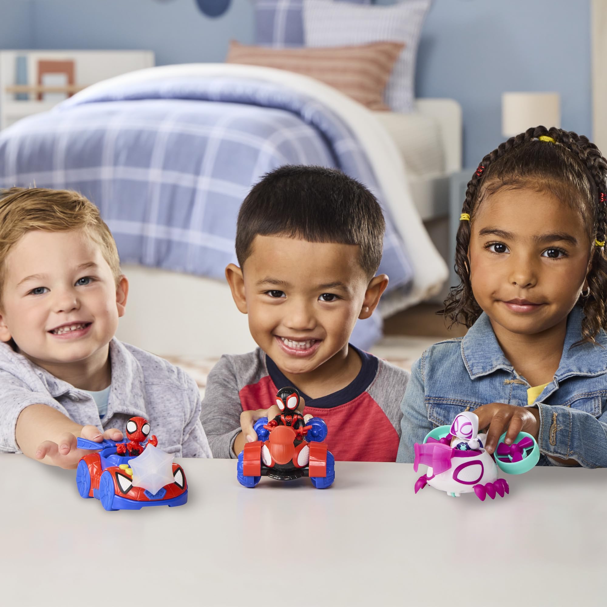 Marvel Spidey and His Amazing Friends Spidey Web Crawler Toy Car with 7.6-cm Figure | Ages 3+ | Plastic 9