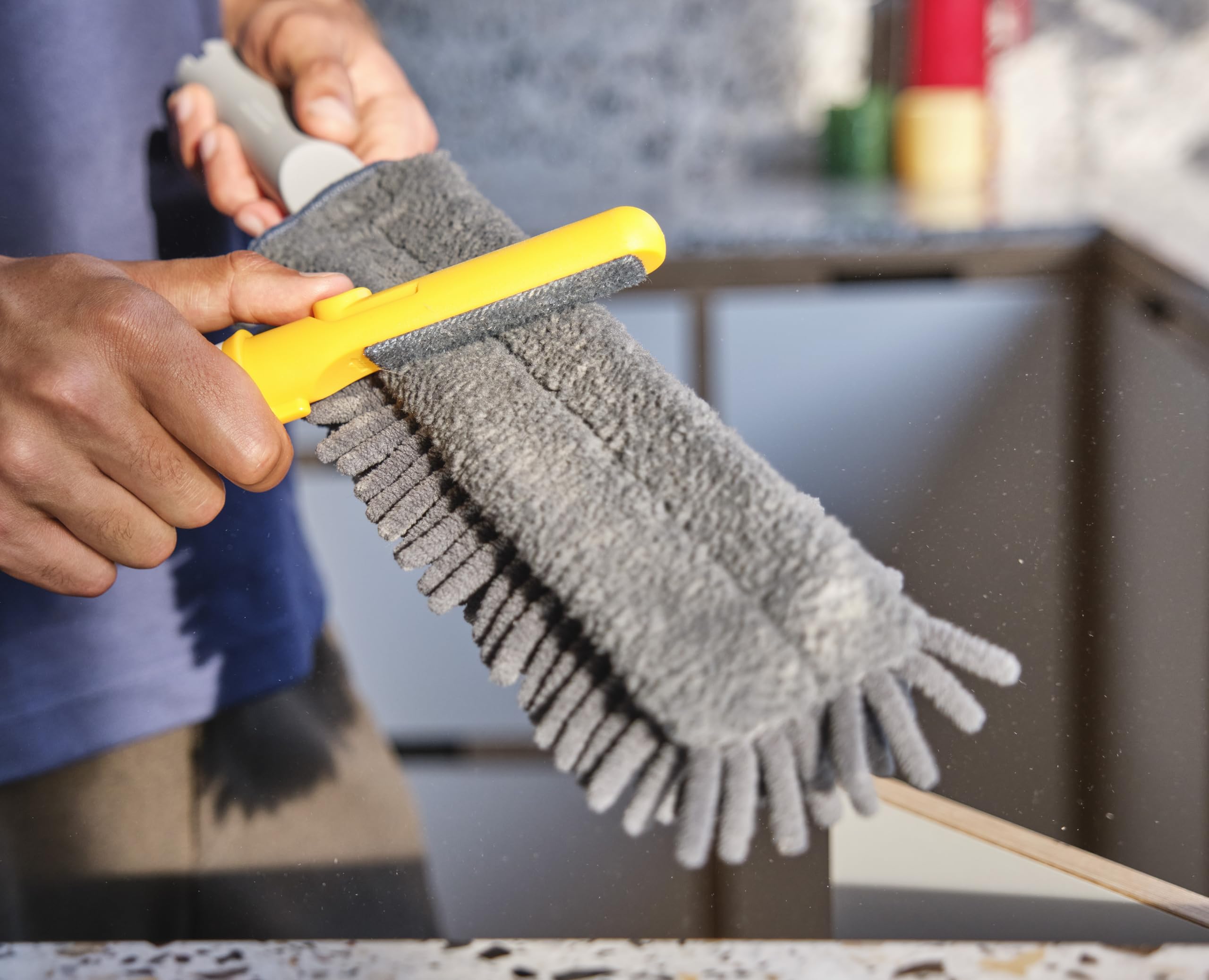 Joseph Joseph CleanTech 3-in-1 Duster with Storage Sheath | Microfiber & Noodle Fabric | Light Stone 9
