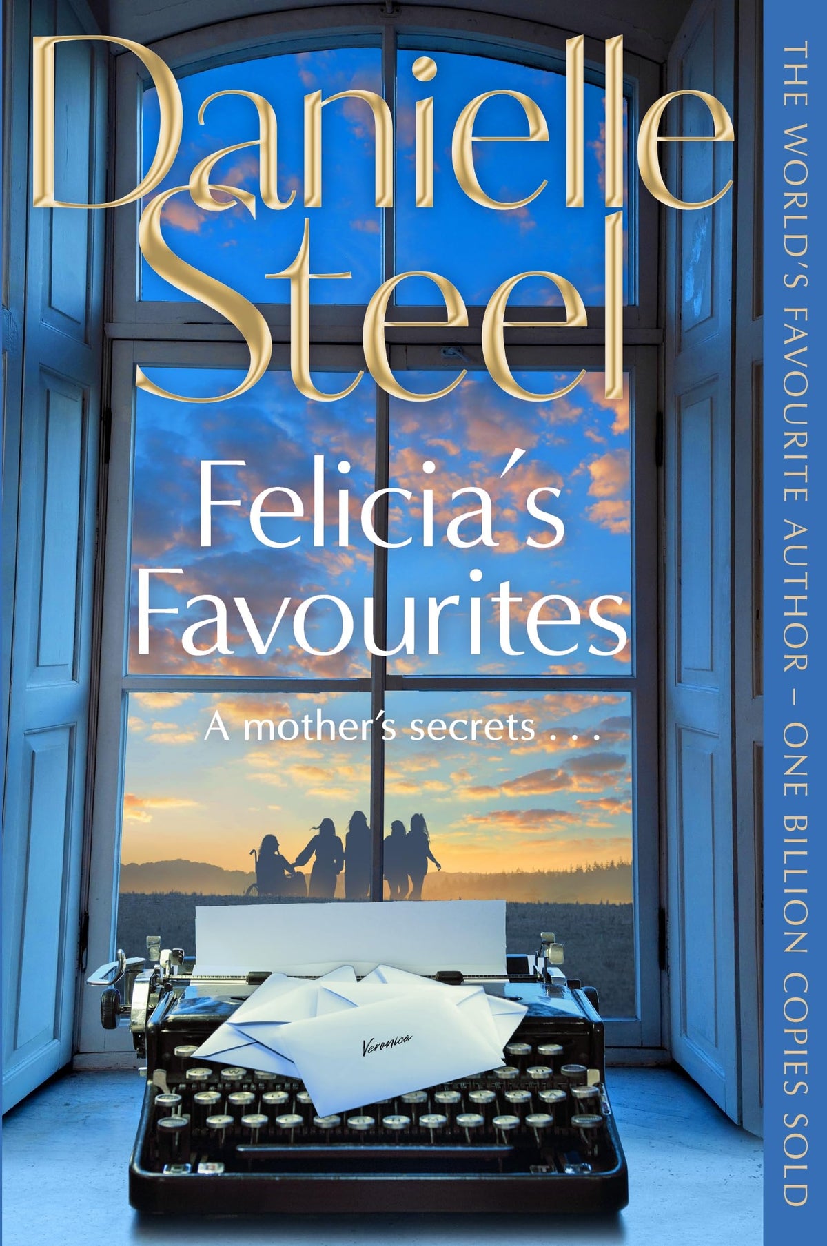 Pan Felicia's Favourites: An Emotional Story of Family Secrets and One Mother's Extraordinary Legacy - Paperback, 352 Pages