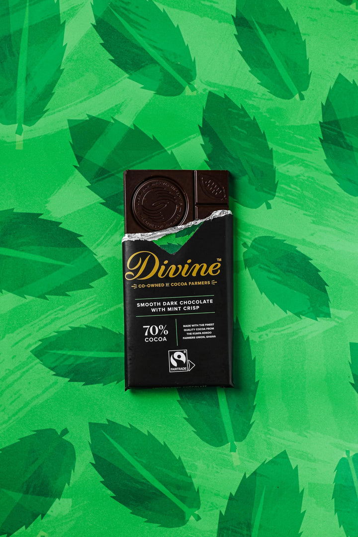 Divine - 70% Cocoa Dark Chocolate with Mint Crisp Bar (90 g)