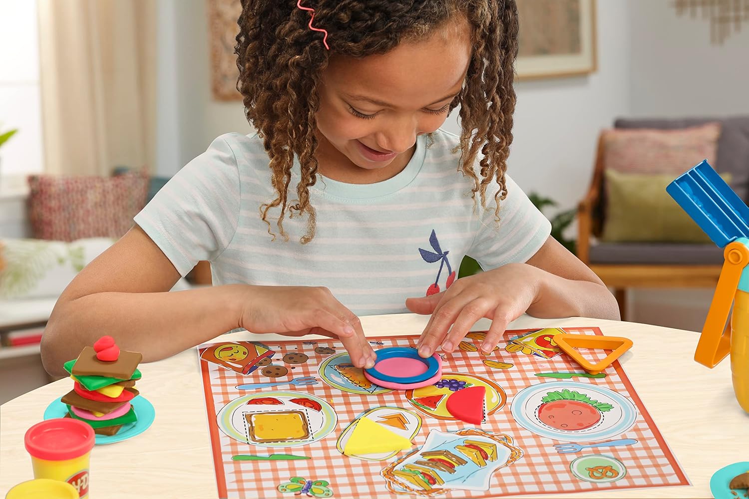Play-Doh Picnic Shapes Starter Set - Preschool Arts & Crafts Toy for Ages 3+ 7