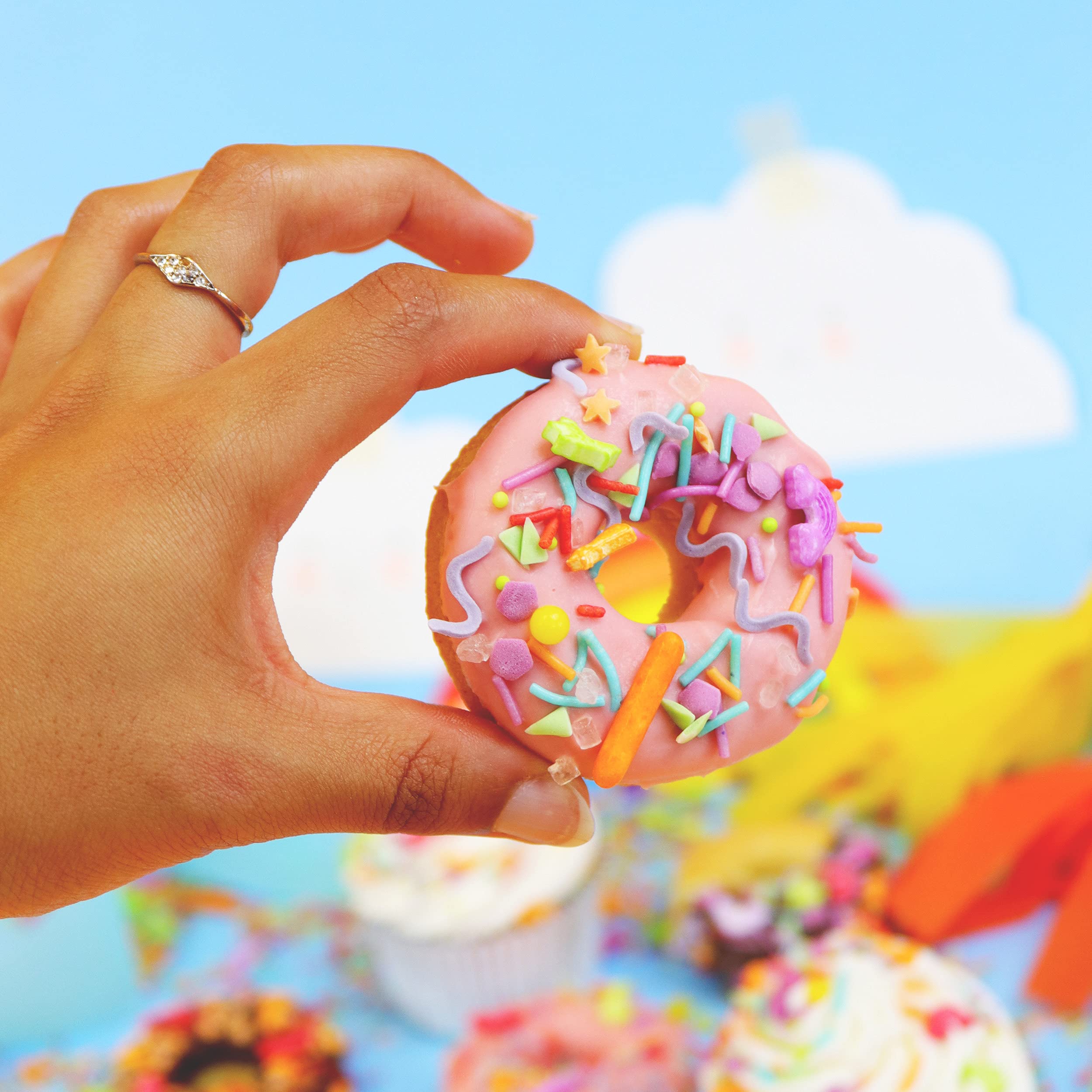 PME Out of the Box Sprinkles - Rainbow Mix | 60g Resealable Box 4