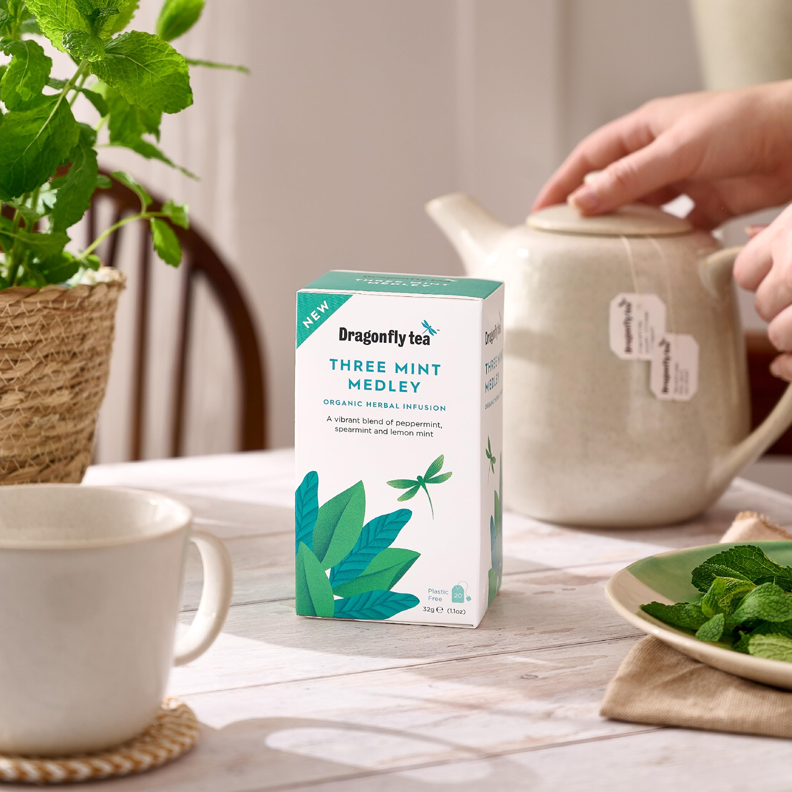 Dragonfly - Three Mint Medley Organic Tea Bags (4 x 20), Peppermint, Spearmint & Lemon Mint 3