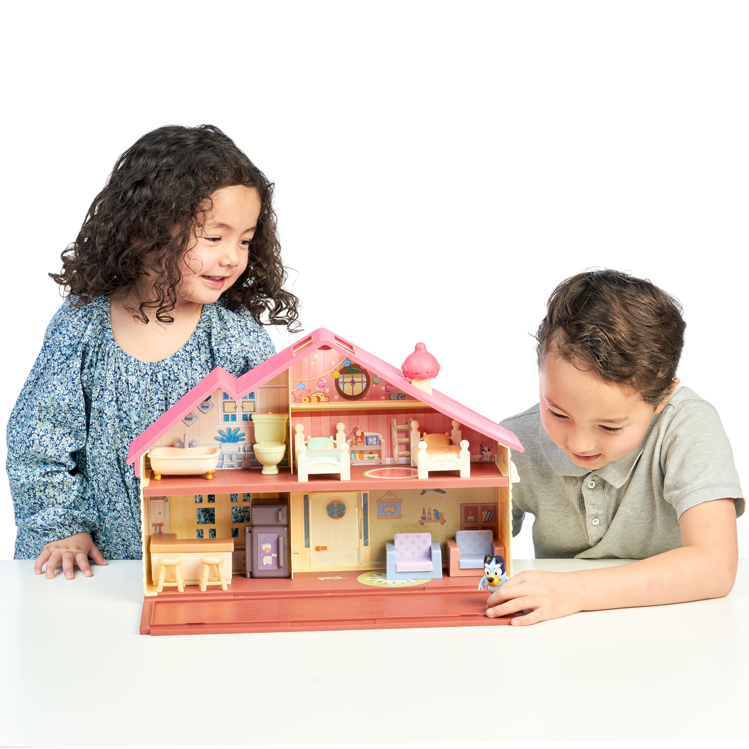 Bluey Plastic Playset - Heeler Family Home with 1 Figure & Furniture Accessories | Ages 3+