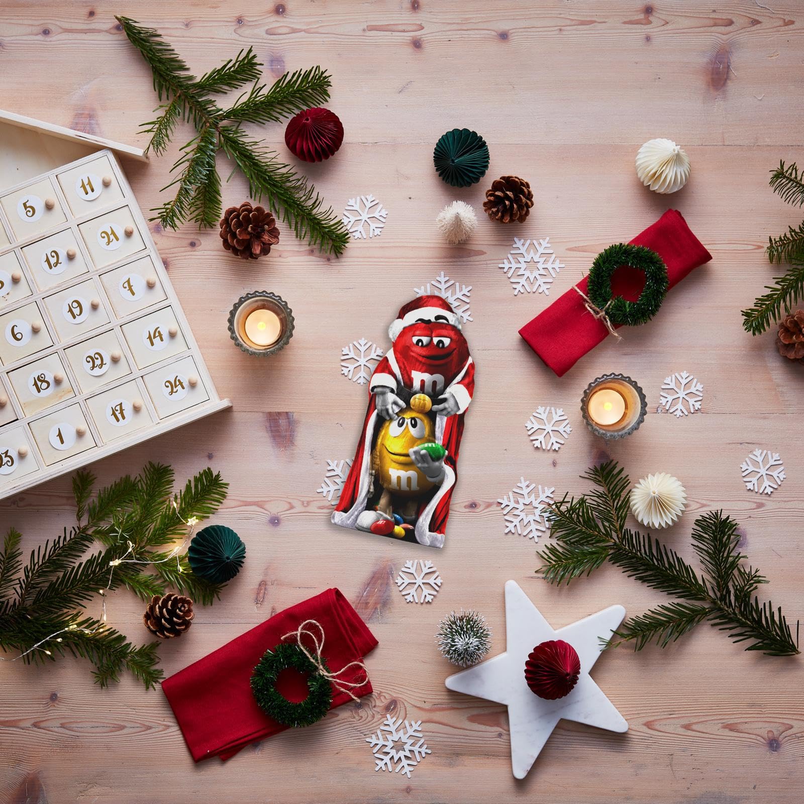 M&M's - Milk Chocolate Christmas Santa Hollow Figure with Mini M&M's (100g) 5