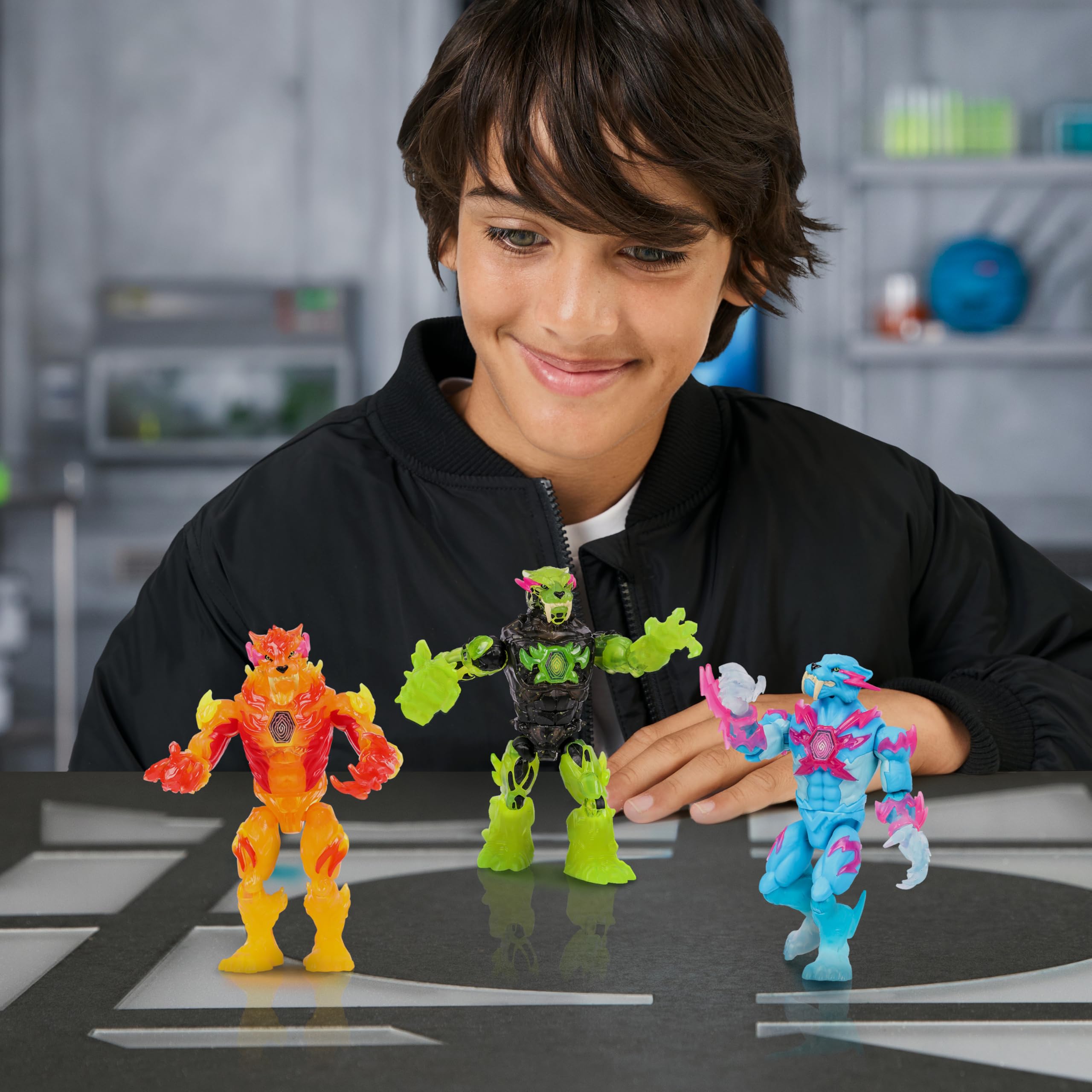 MrBeast Lab Hyper Fusion Mutators - Lightning Panther Action Figure for Kids 5+ 2