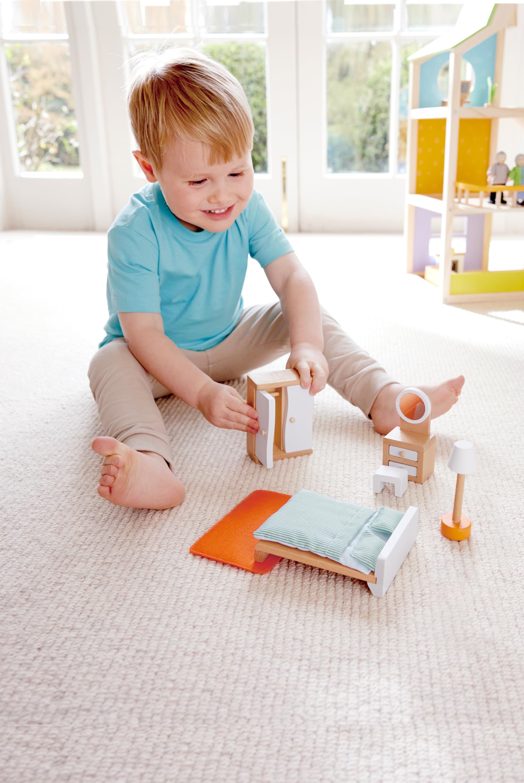 Hape E3450 Master Bedroom Wooden Dolls House Accessory Set for Ages 3+ 2