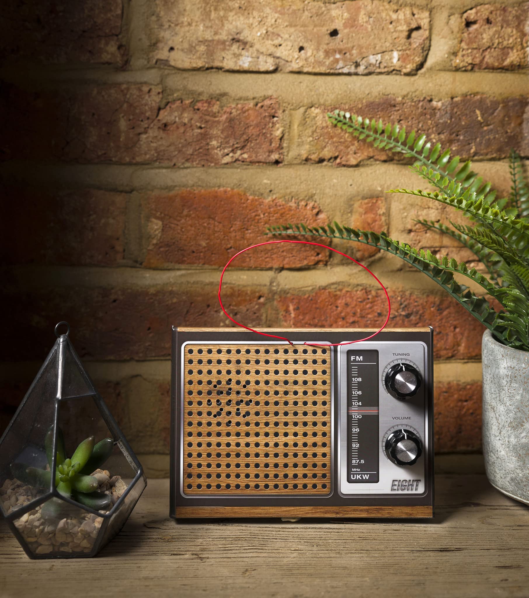EIGHT Build Your Own Retro Radio Kit - Electronics Learning Project for Ages 14+ 9