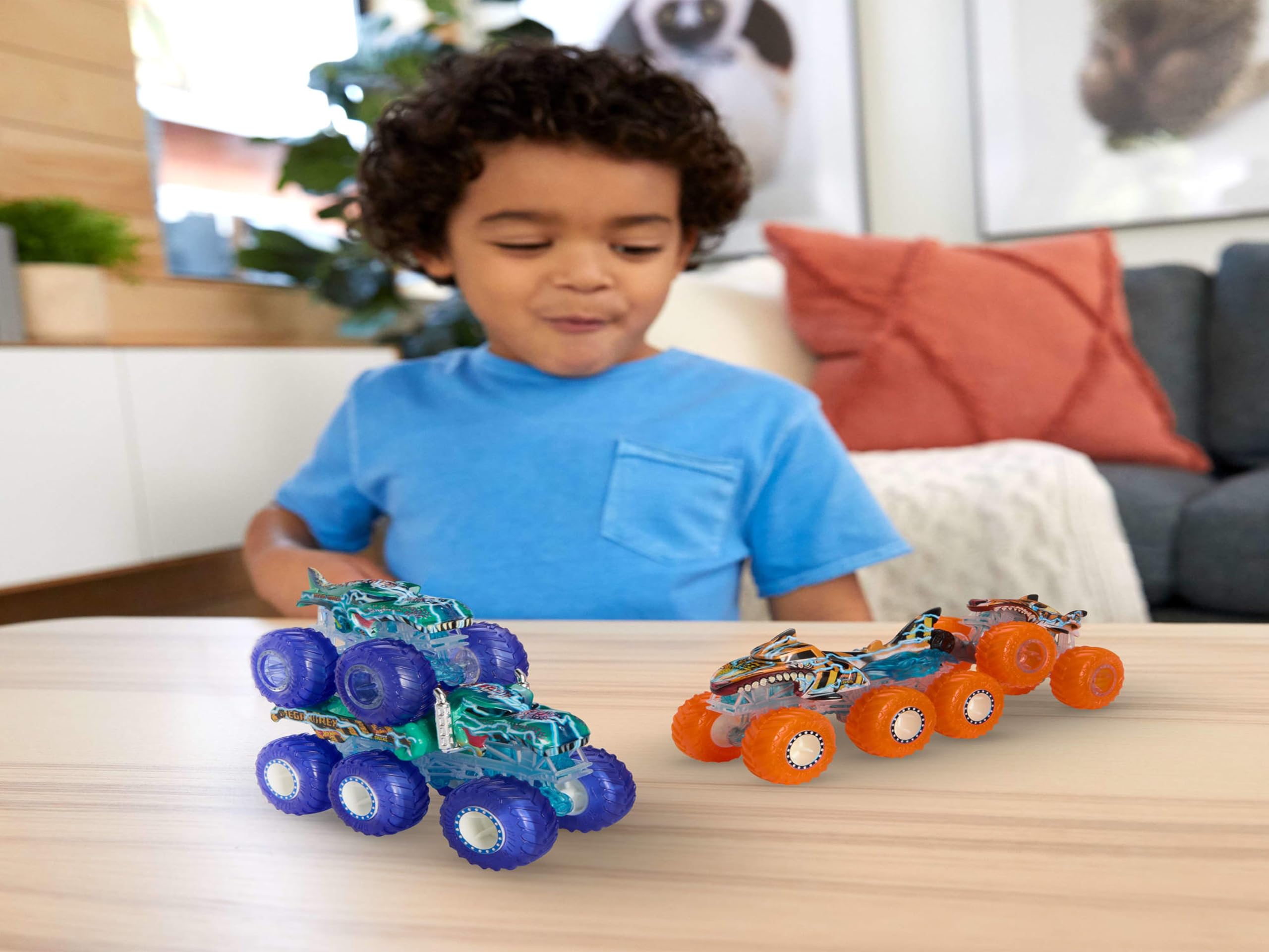 Hot Wheels Monster Trucks Multipack - Mega-Wrex & Tiger Shark 1:64 Scale Trucks with Big Rigs (HYJ29) 2