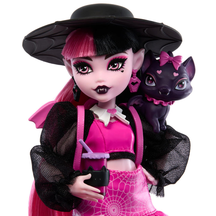 Monster High Draculaura Doll with Count Fabulous Pet & Accessories - Pink Fashion Vampire Doll for Kids