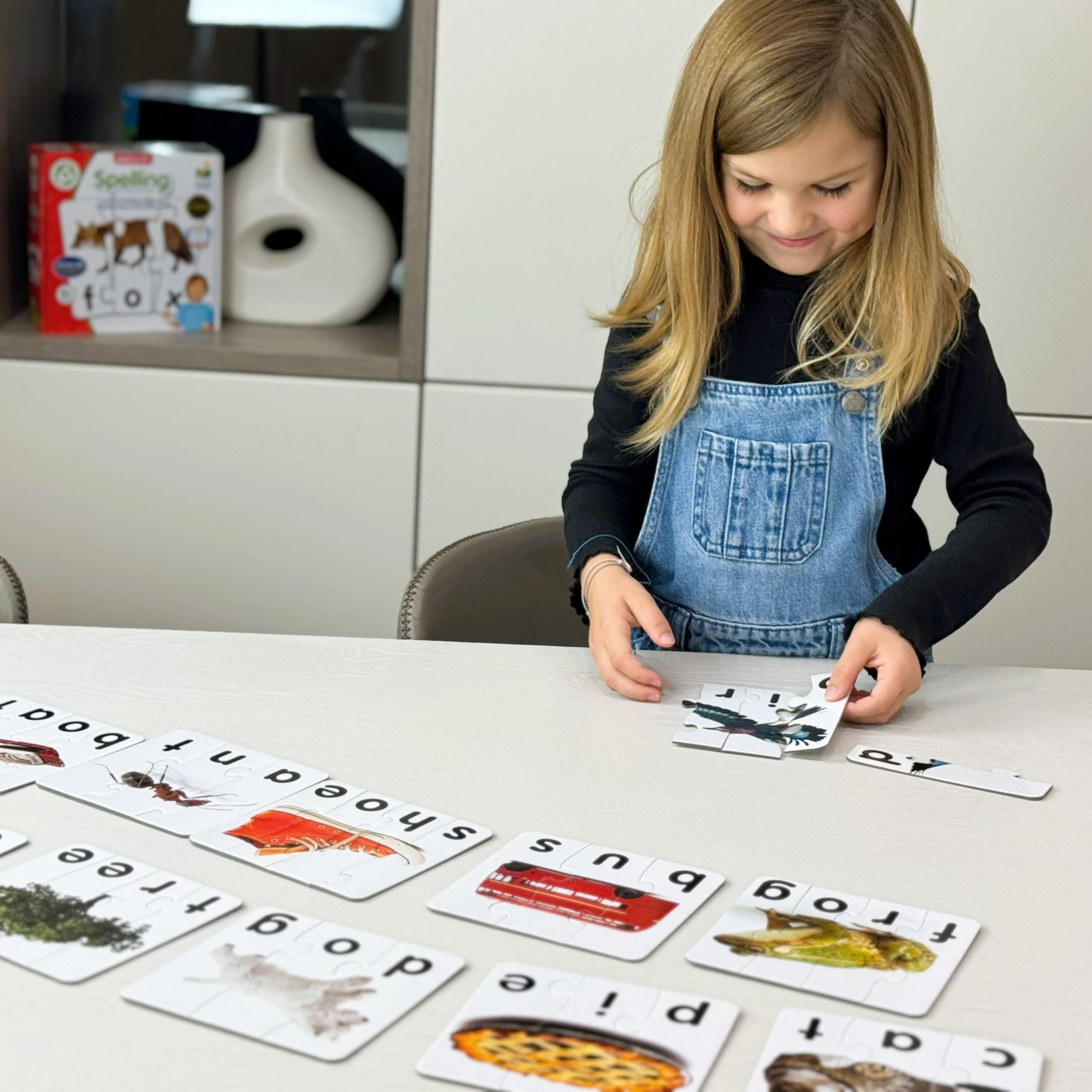 The Learning Journey Match It! Spelling Puzzle Set - Educational Word-Building Learning Game for Kids Ages 4-7 5