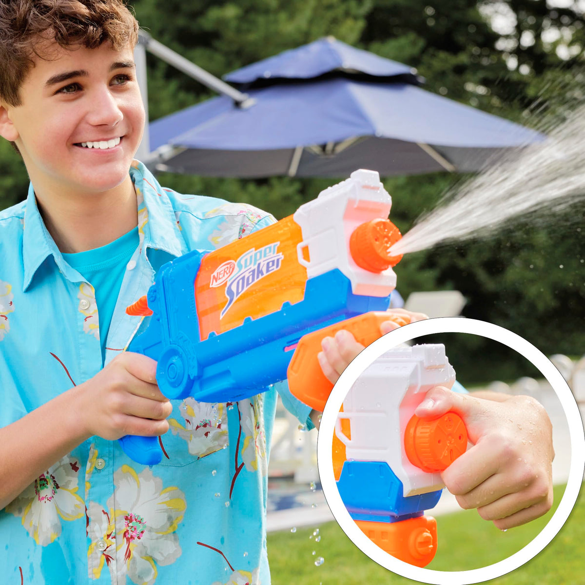 Nerf Super Soaker Flip Fill Water Blaster - 887 ml, 4 Spray Settings, Age 6+