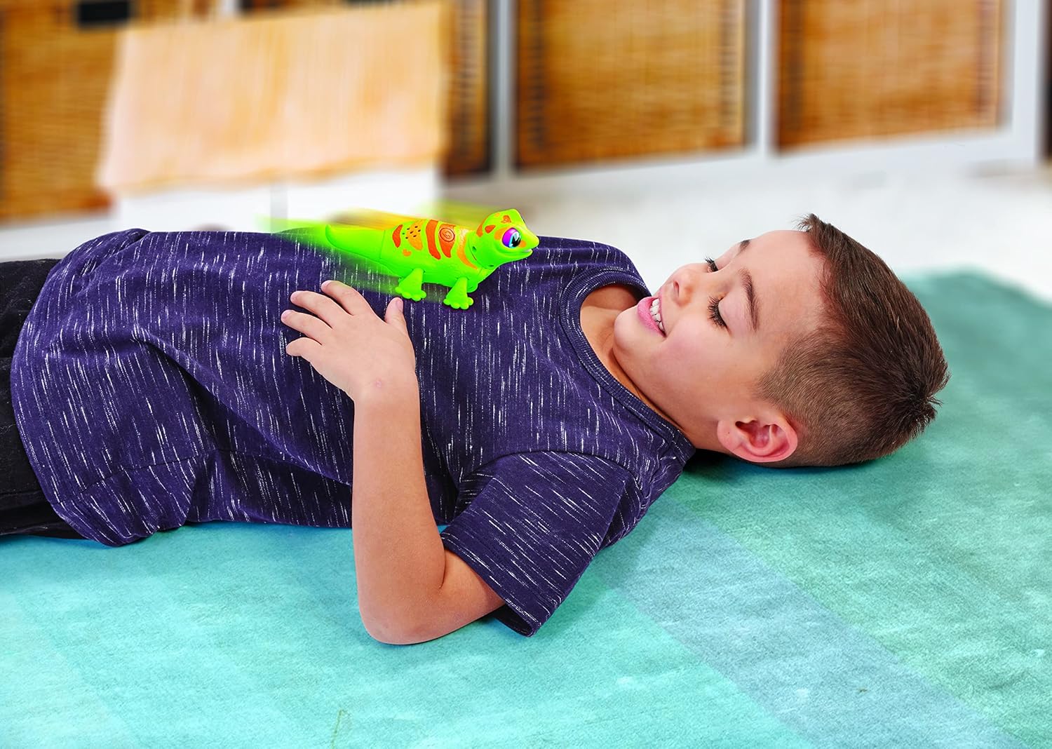 Animagic Let's Go Gecko - Interactive Walking, Dancing & Light-Up Electronic Pet for Kids 6