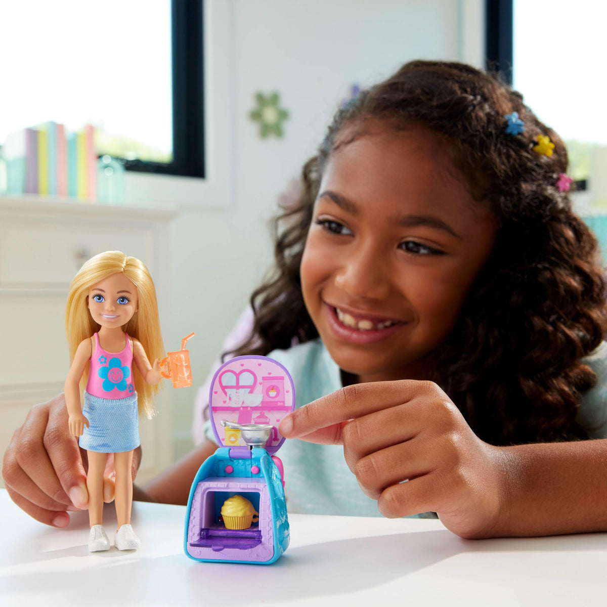 Barbie Chelsea Cupcake Baking Backpack Blonde Doll - Baking Accessories, Age 3+