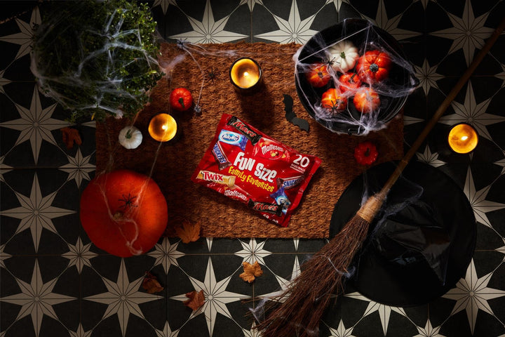 Mars Family Favourites Mixed Bulk Chocolate Multipack 358g - 20 Fun Size Bars & Bags
